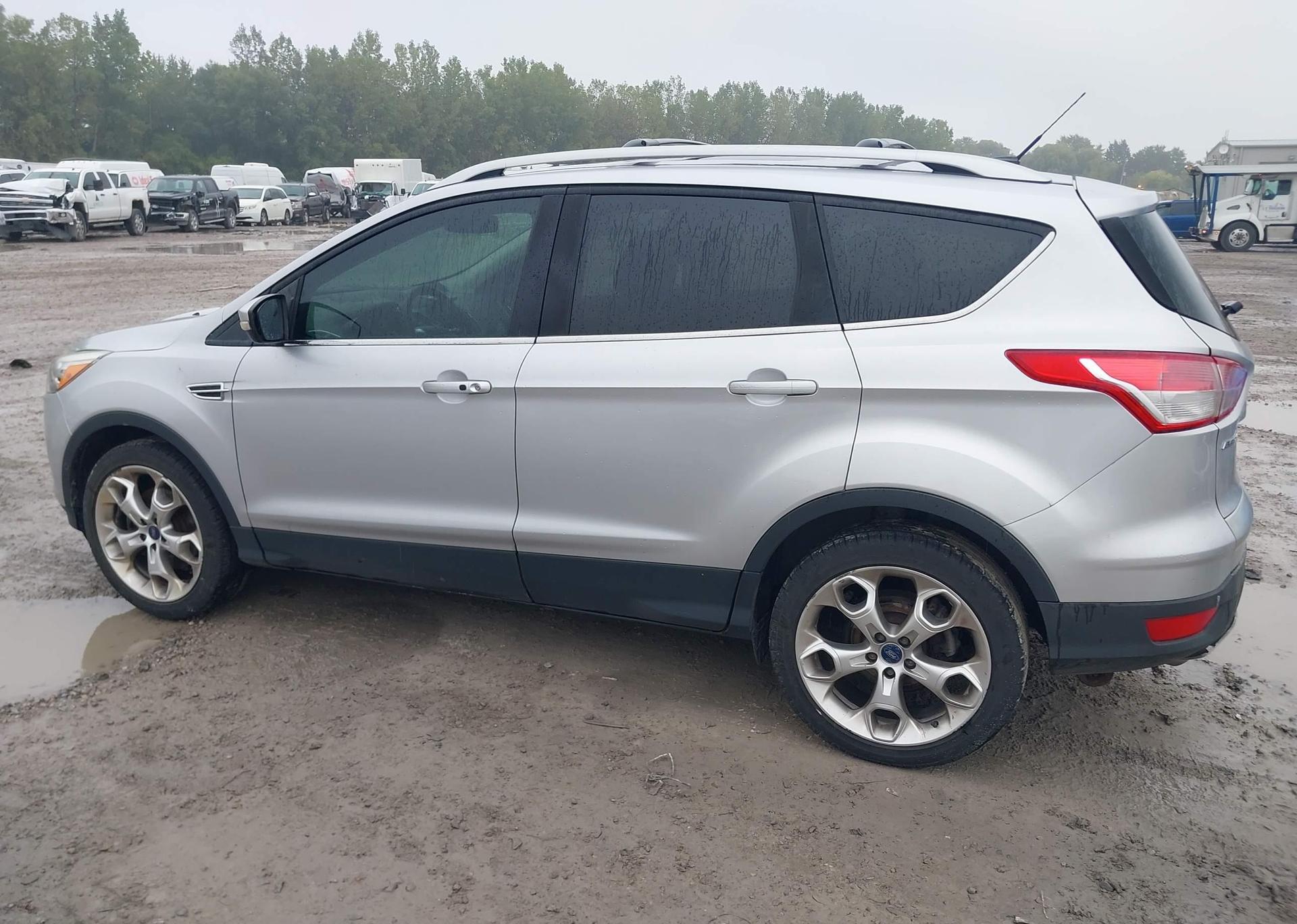 2013 FORD ESCAPE