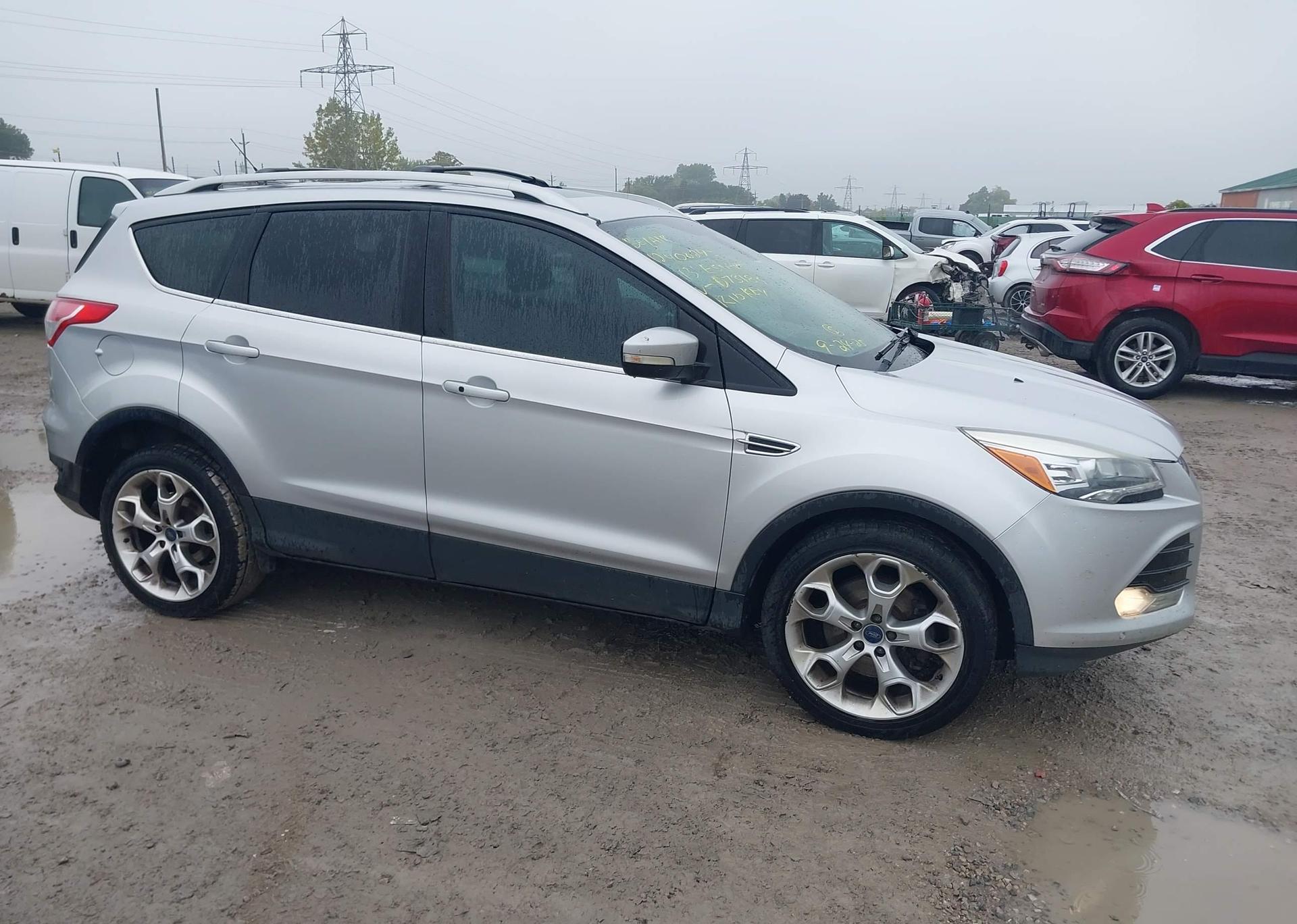 2013 FORD ESCAPE