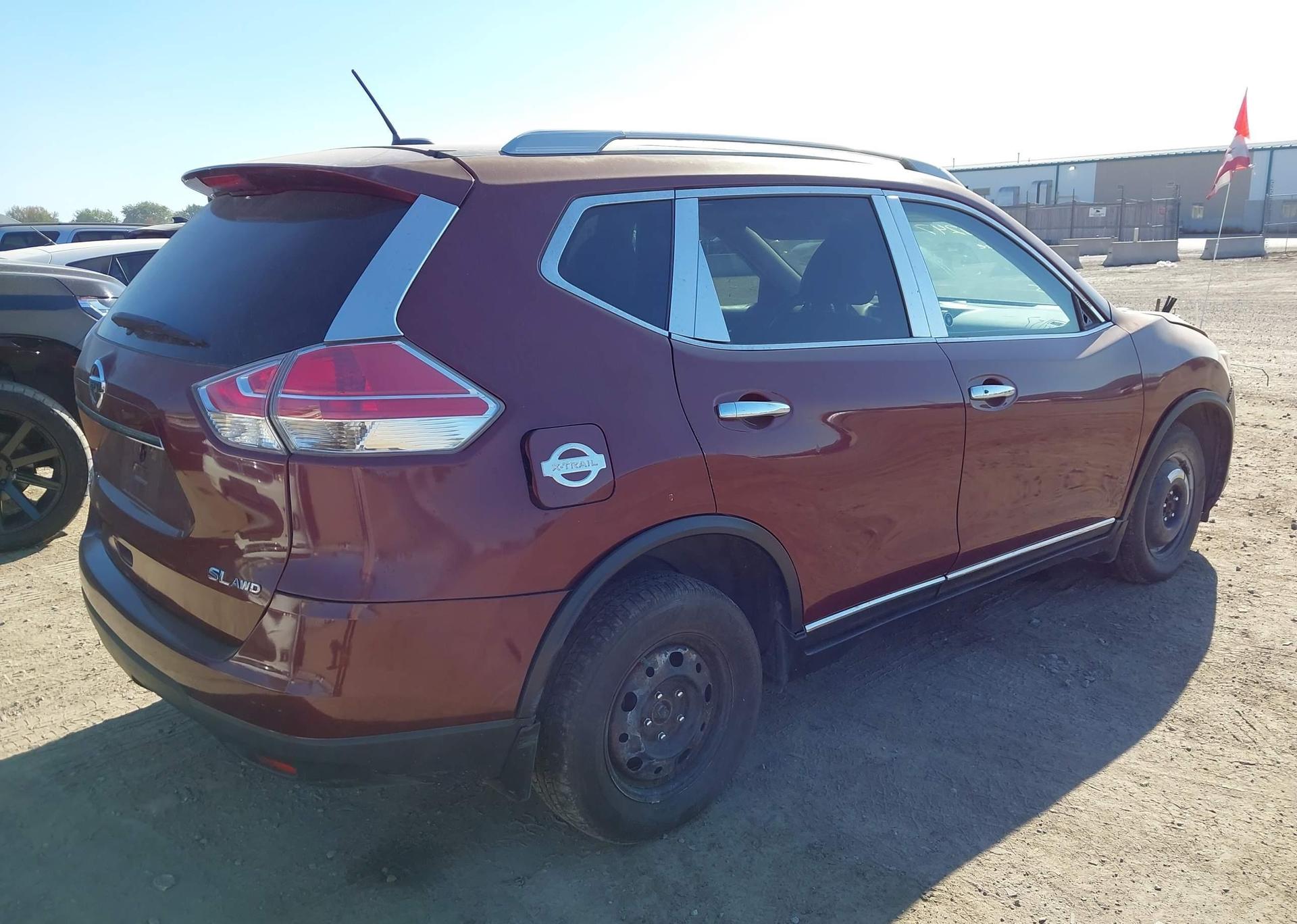2016 NISSAN ROGUE