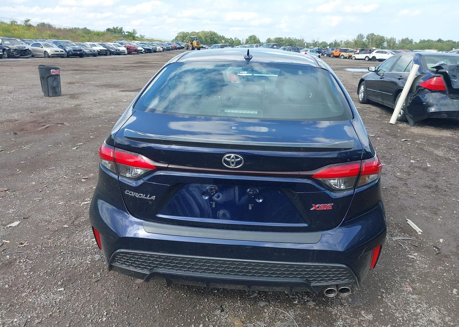 2020 TOYOTA COROLLA XSE