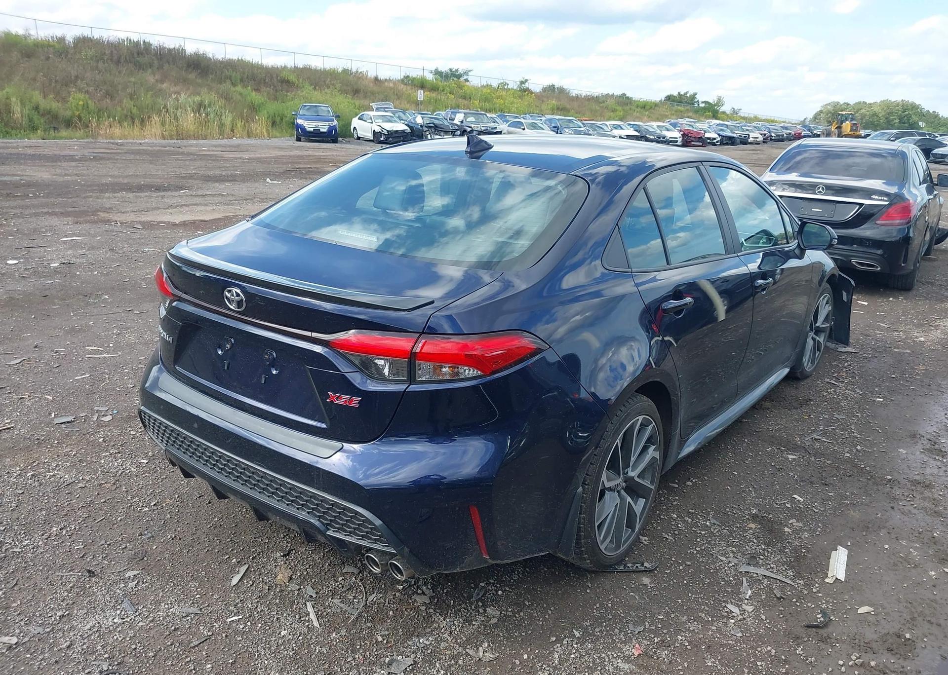 2020 TOYOTA COROLLA XSE