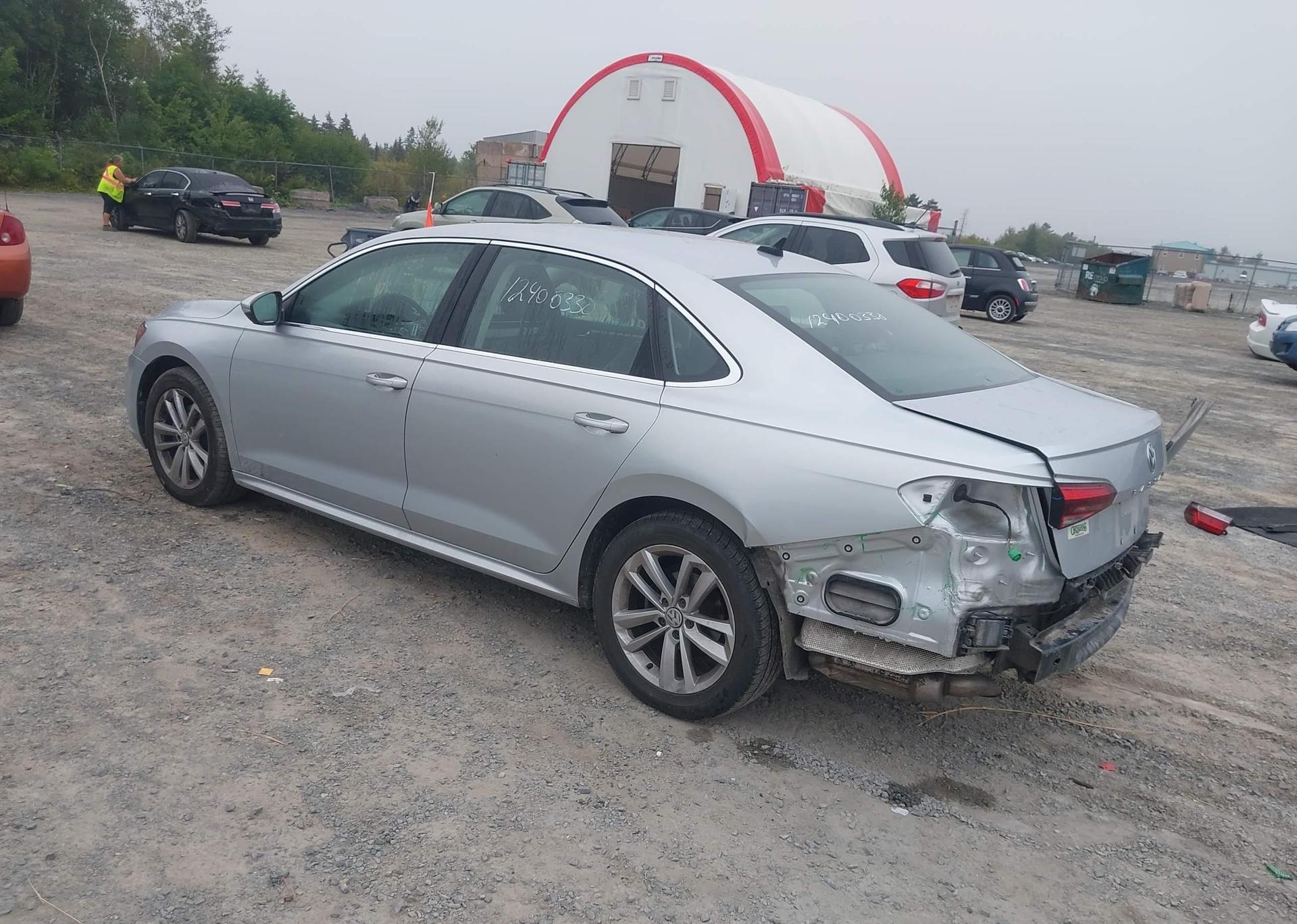 2021 VOLKSWAGEN PASSAT HIGHLINE