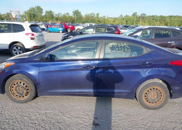 2013 HYUNDAI ELANTRA GL