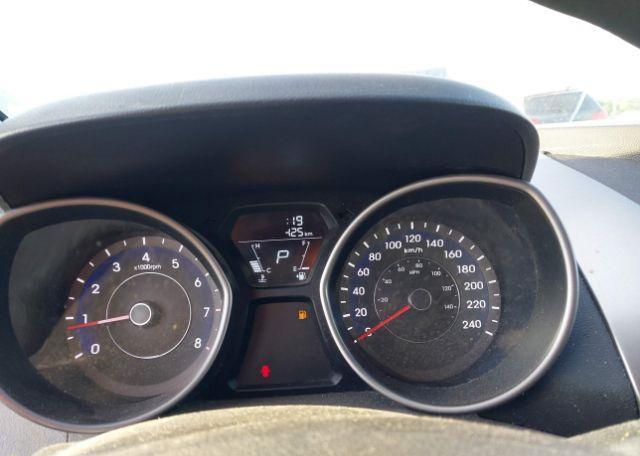 2013 HYUNDAI ELANTRA GL