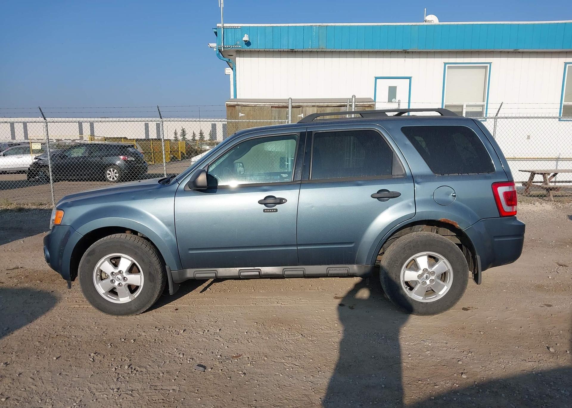 2011 FORD ESCAPE XLT