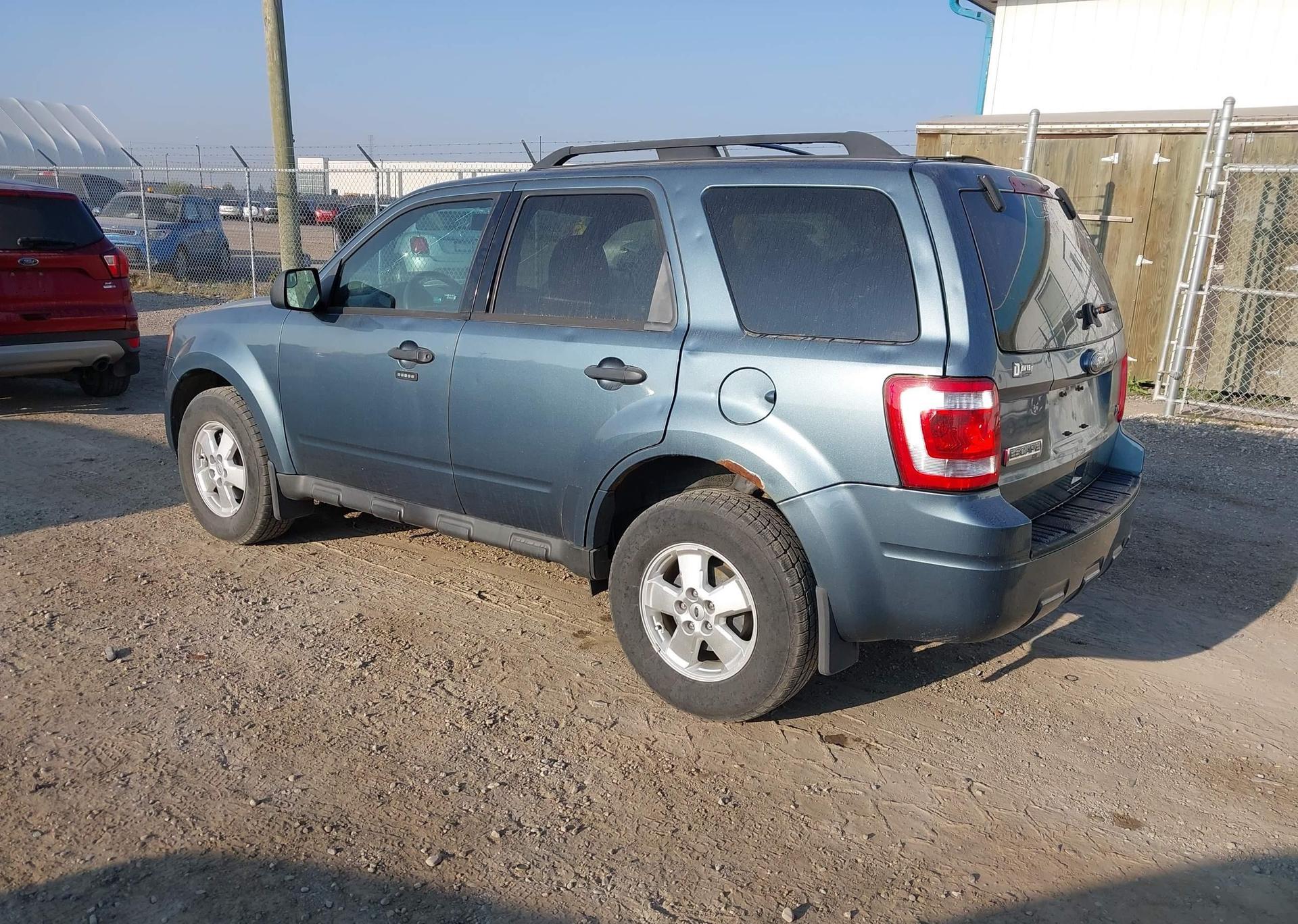 2011 FORD ESCAPE XLT