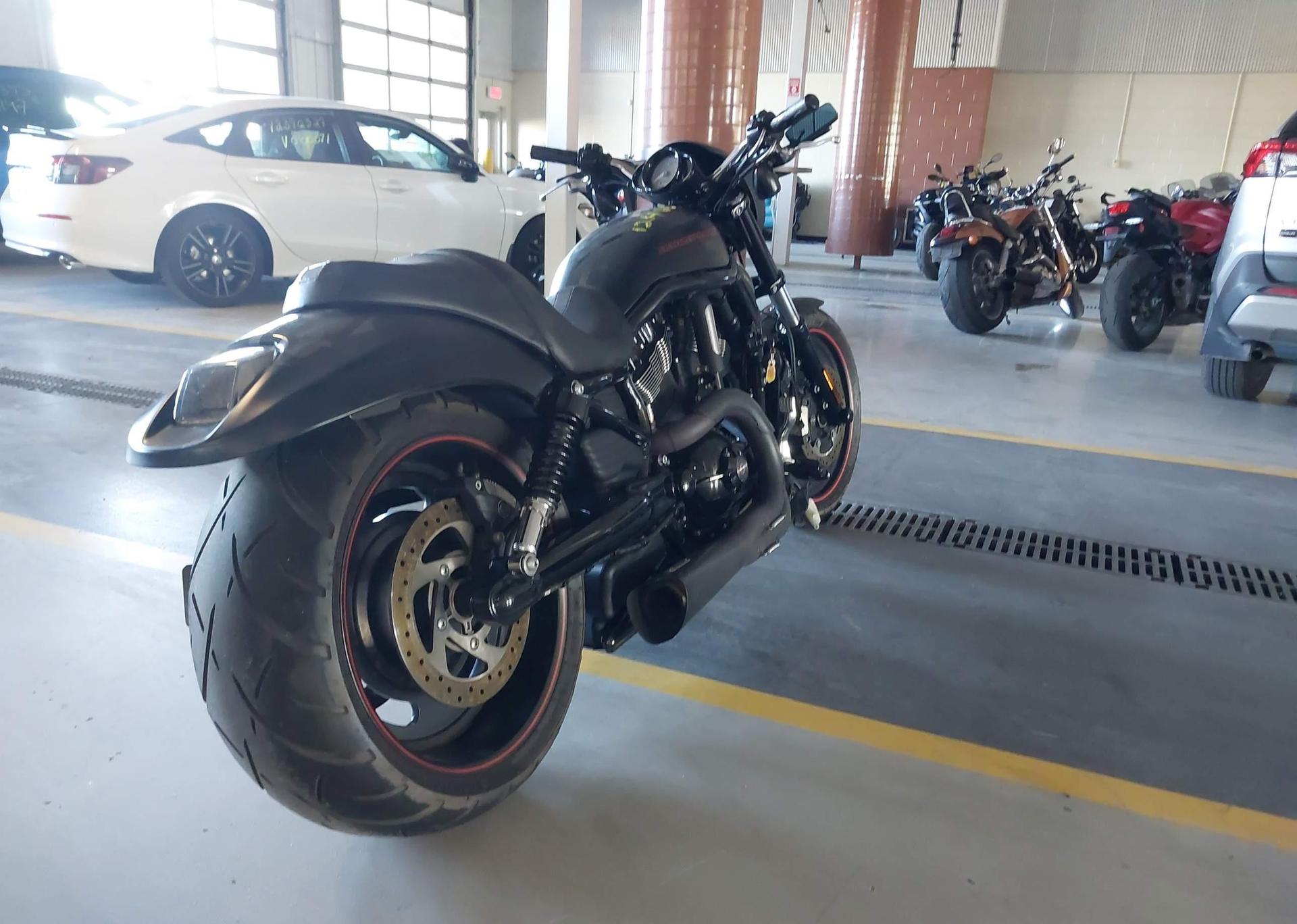 2009 HARLEY-DAVIDSON VRSCDX