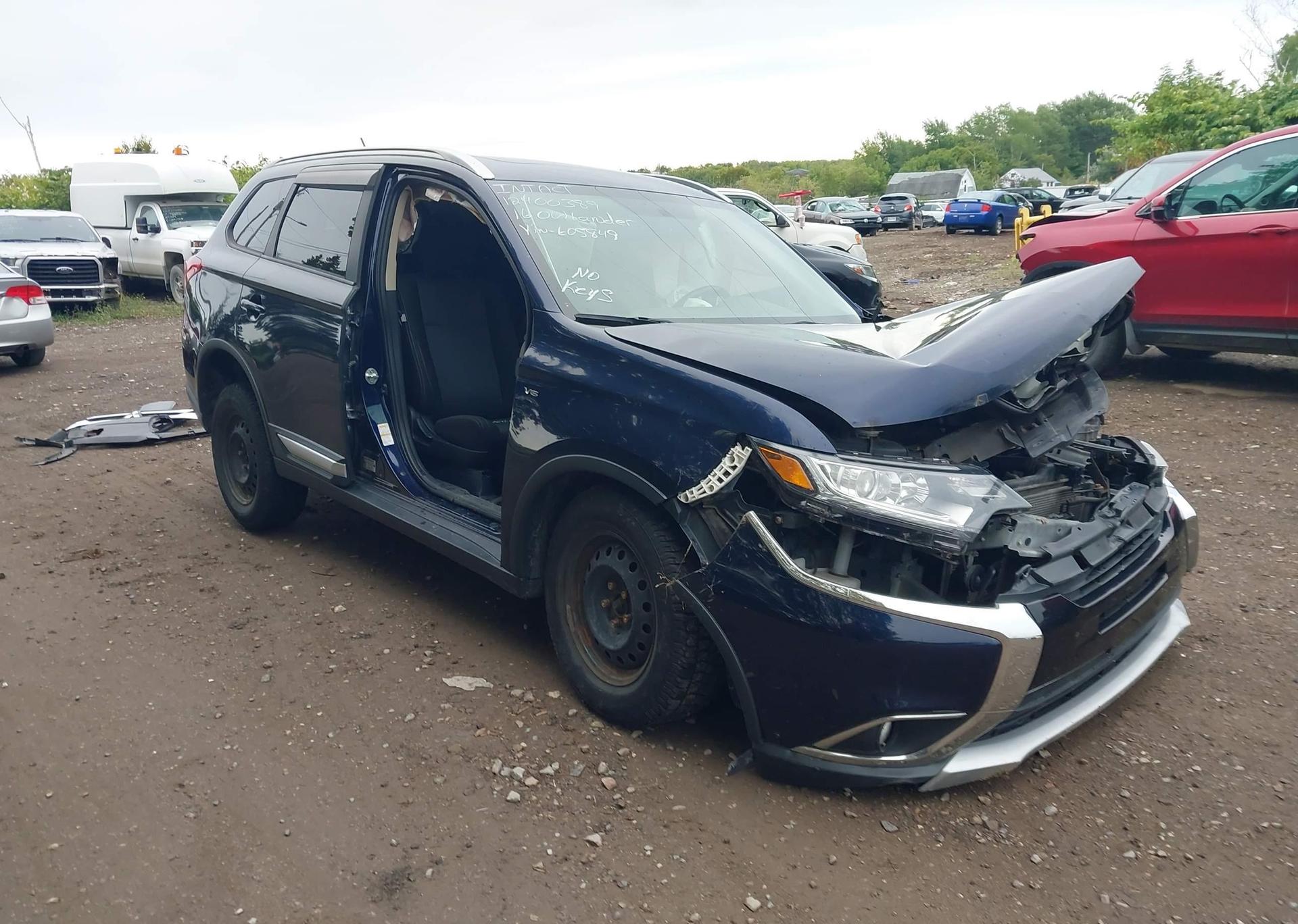 2016 MITSUBISHI OUTLANDER SE