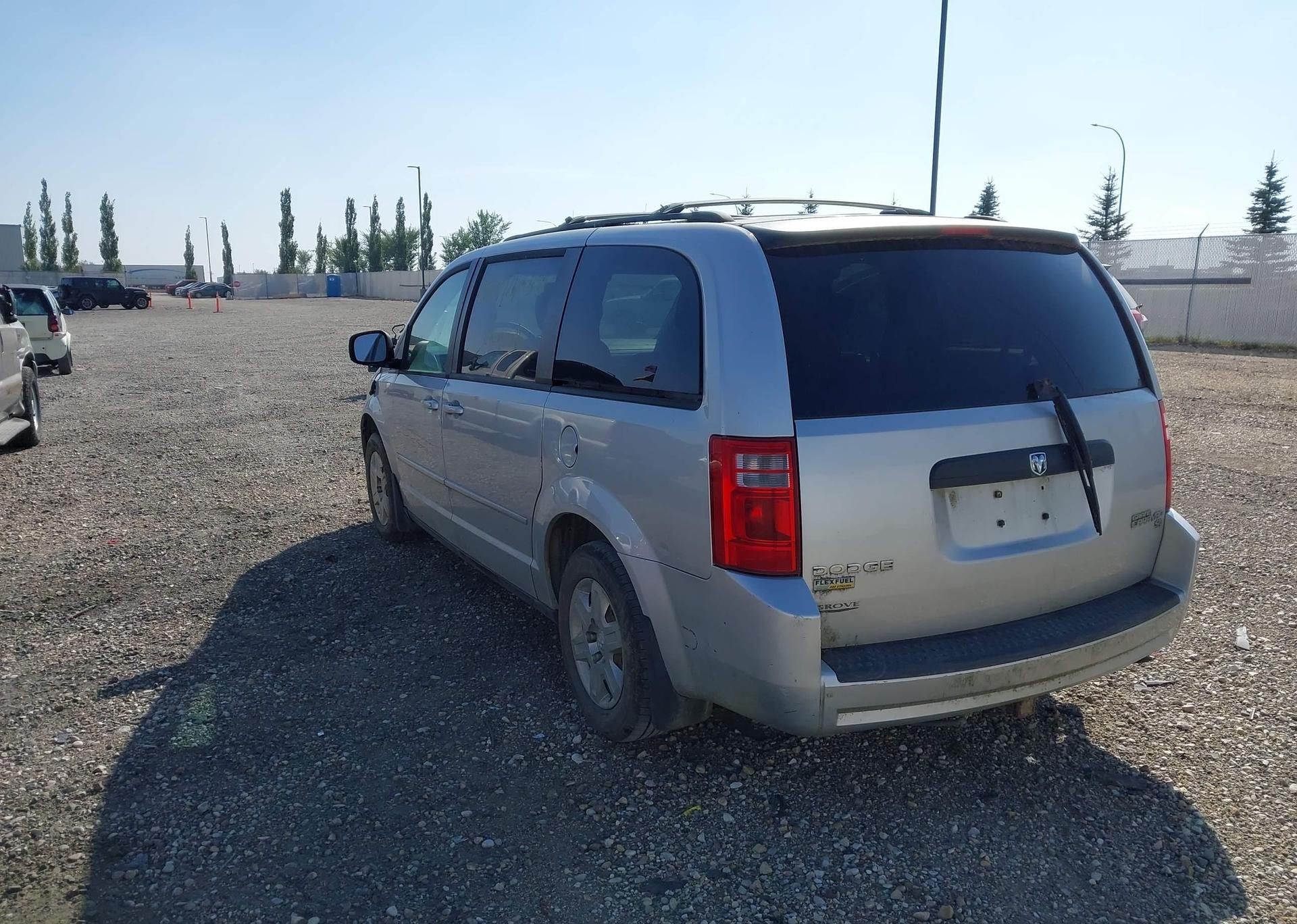 2010 DODGE GRAND CARAVAN SE