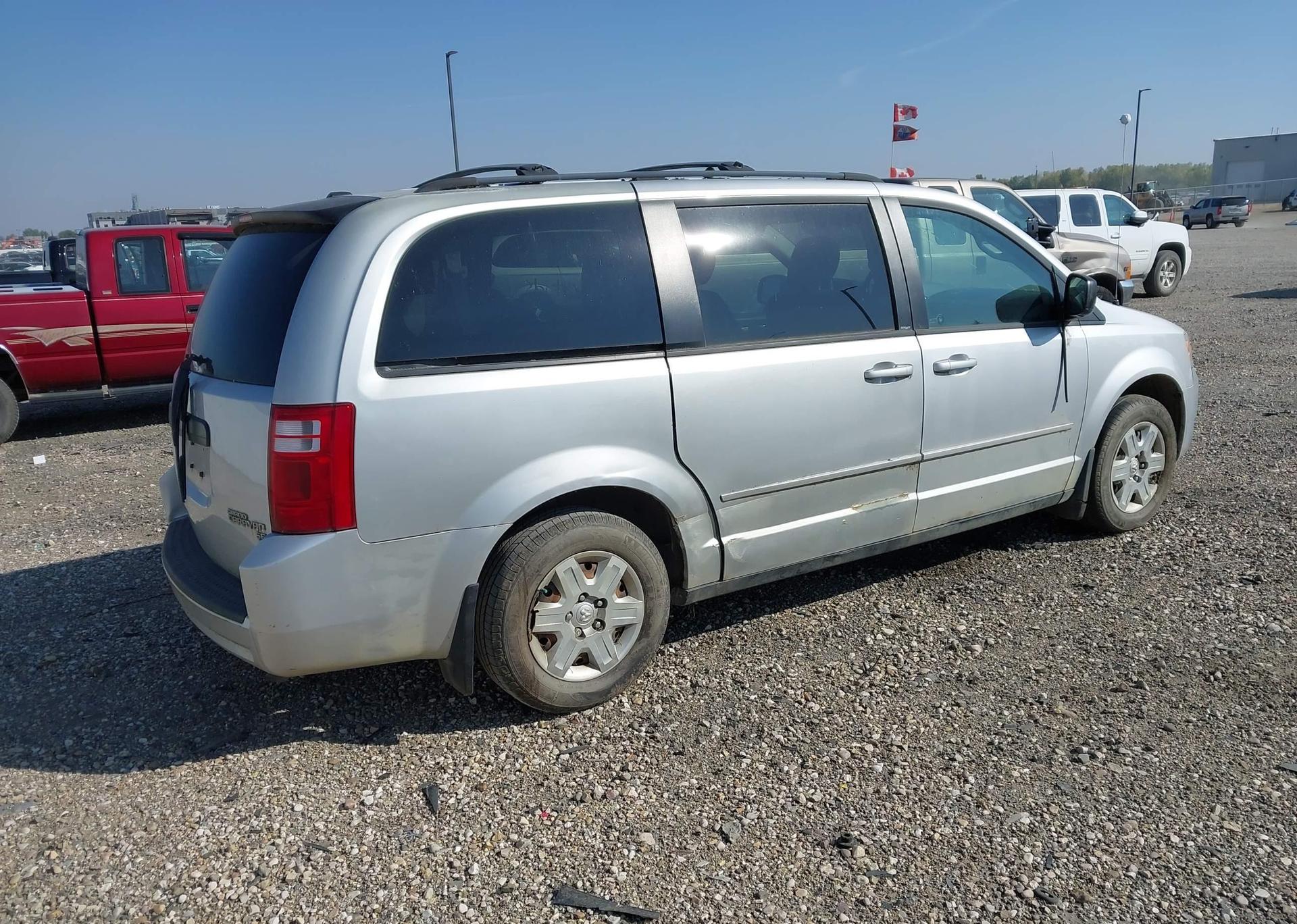2010 DODGE GRAND CARAVAN SE