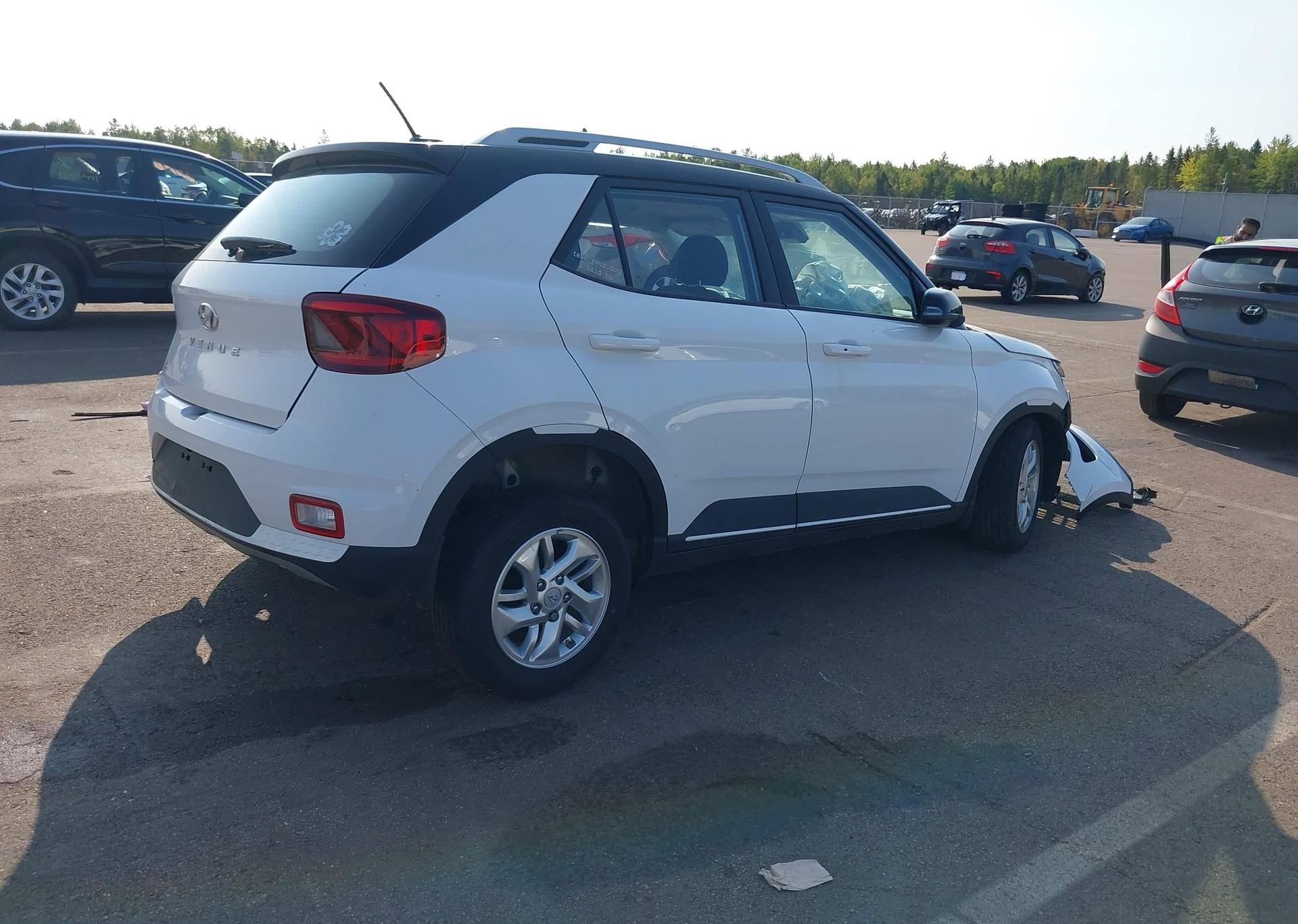 2024 HYUNDAI VENUE SEL