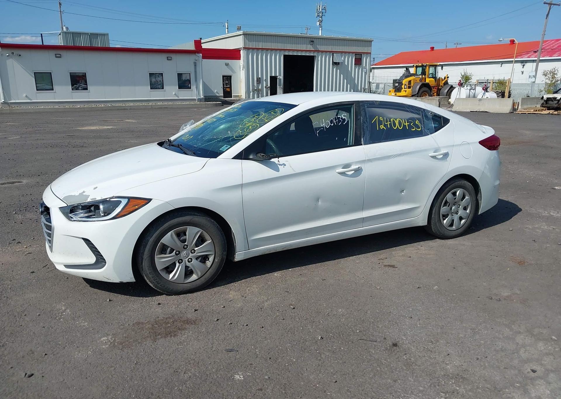 2017 HYUNDAI ELANTRA LE