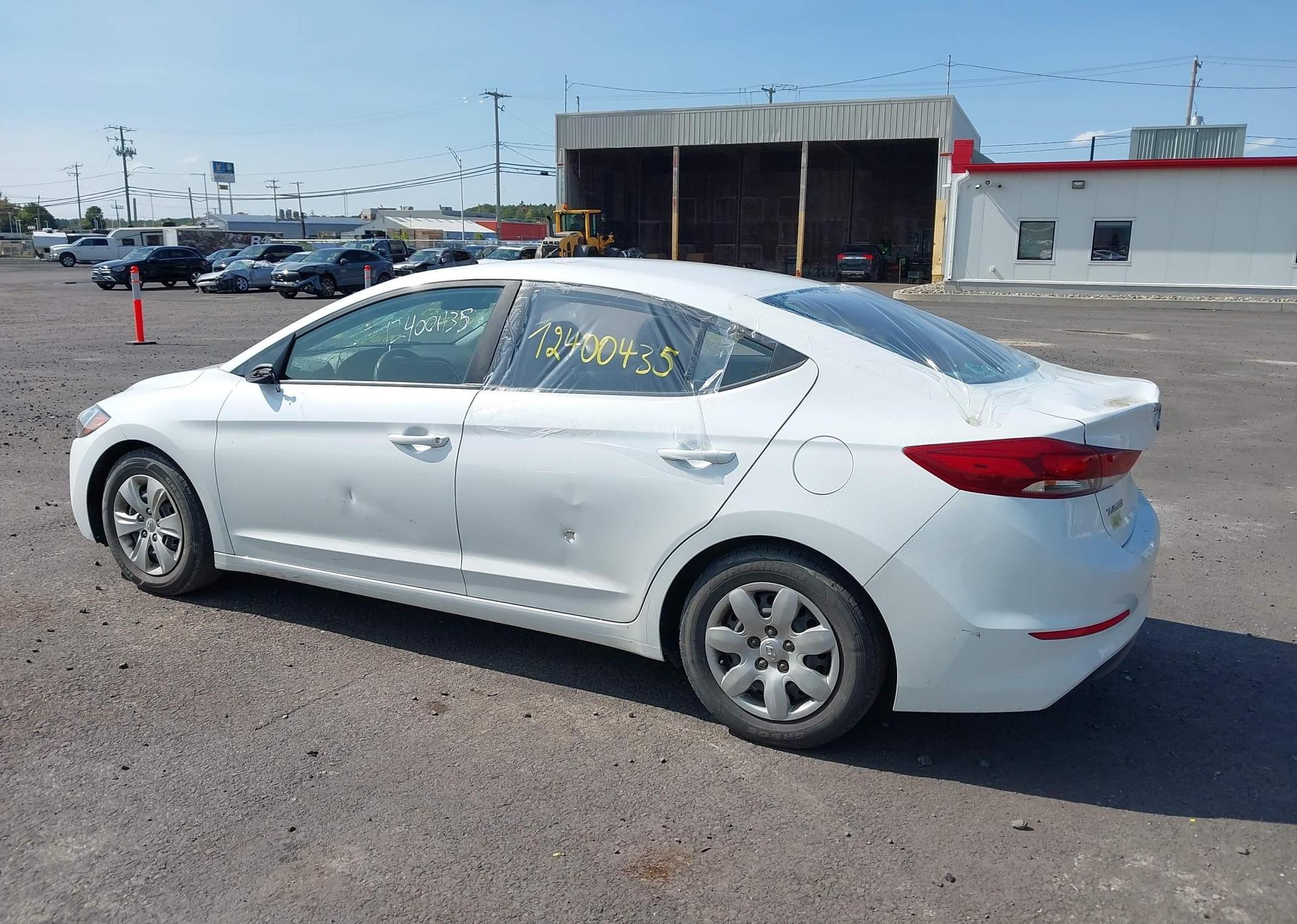 2017 HYUNDAI ELANTRA LE