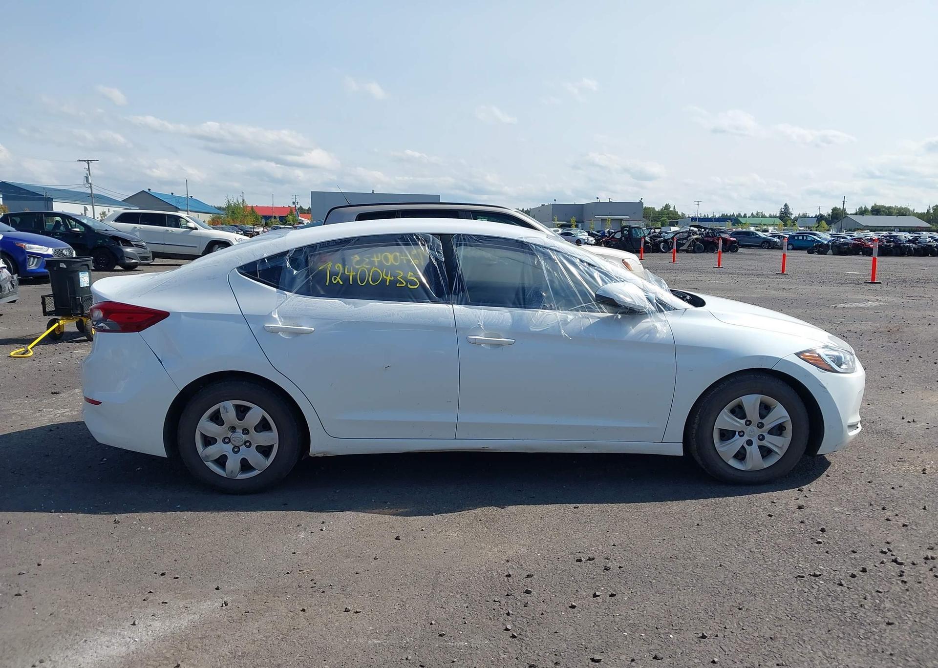 2017 HYUNDAI ELANTRA LE