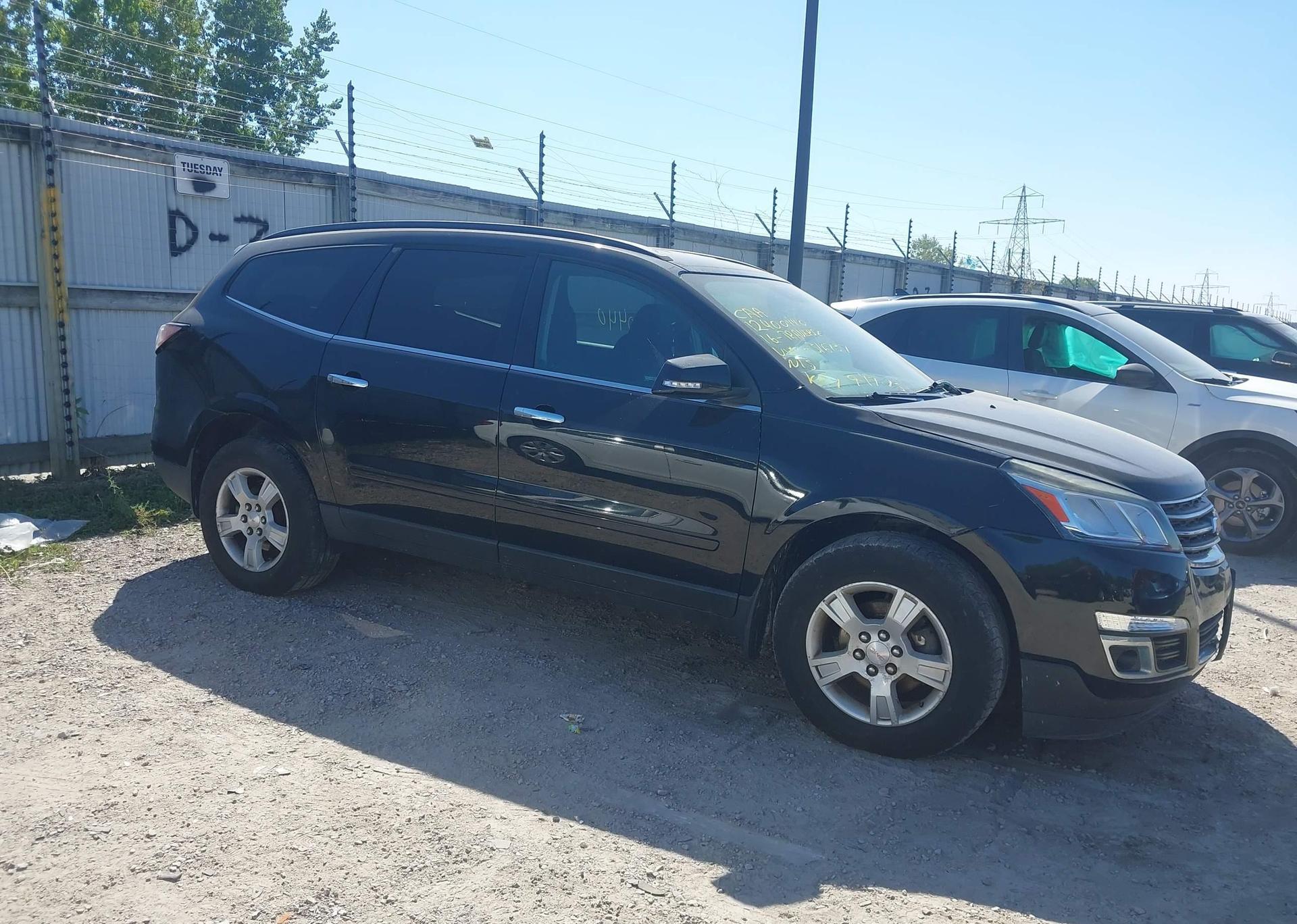 2016 CHEVROLET TRAVERSE LT