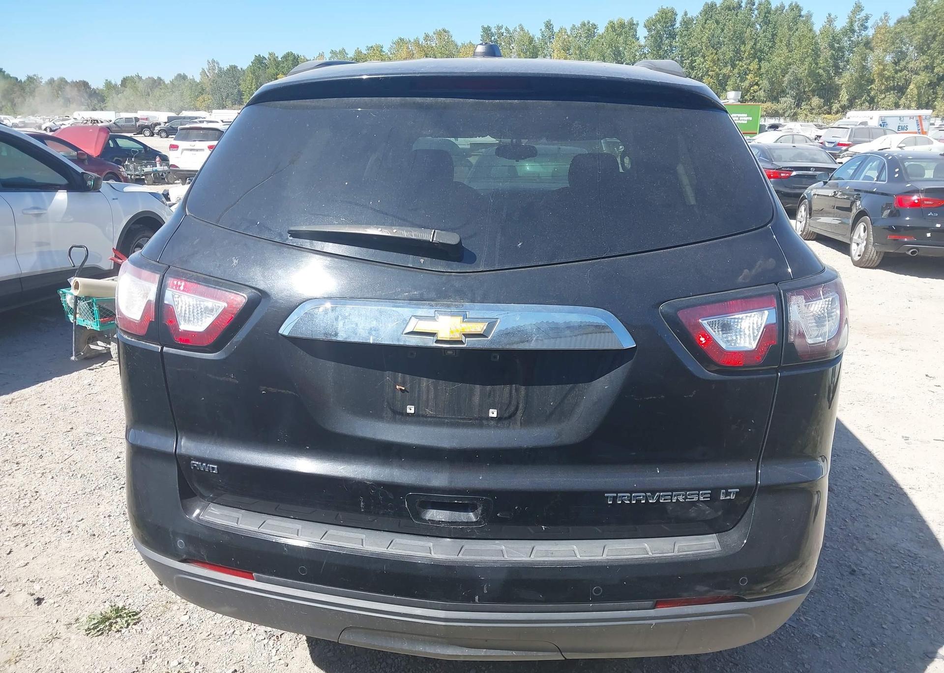 2016 CHEVROLET TRAVERSE LT