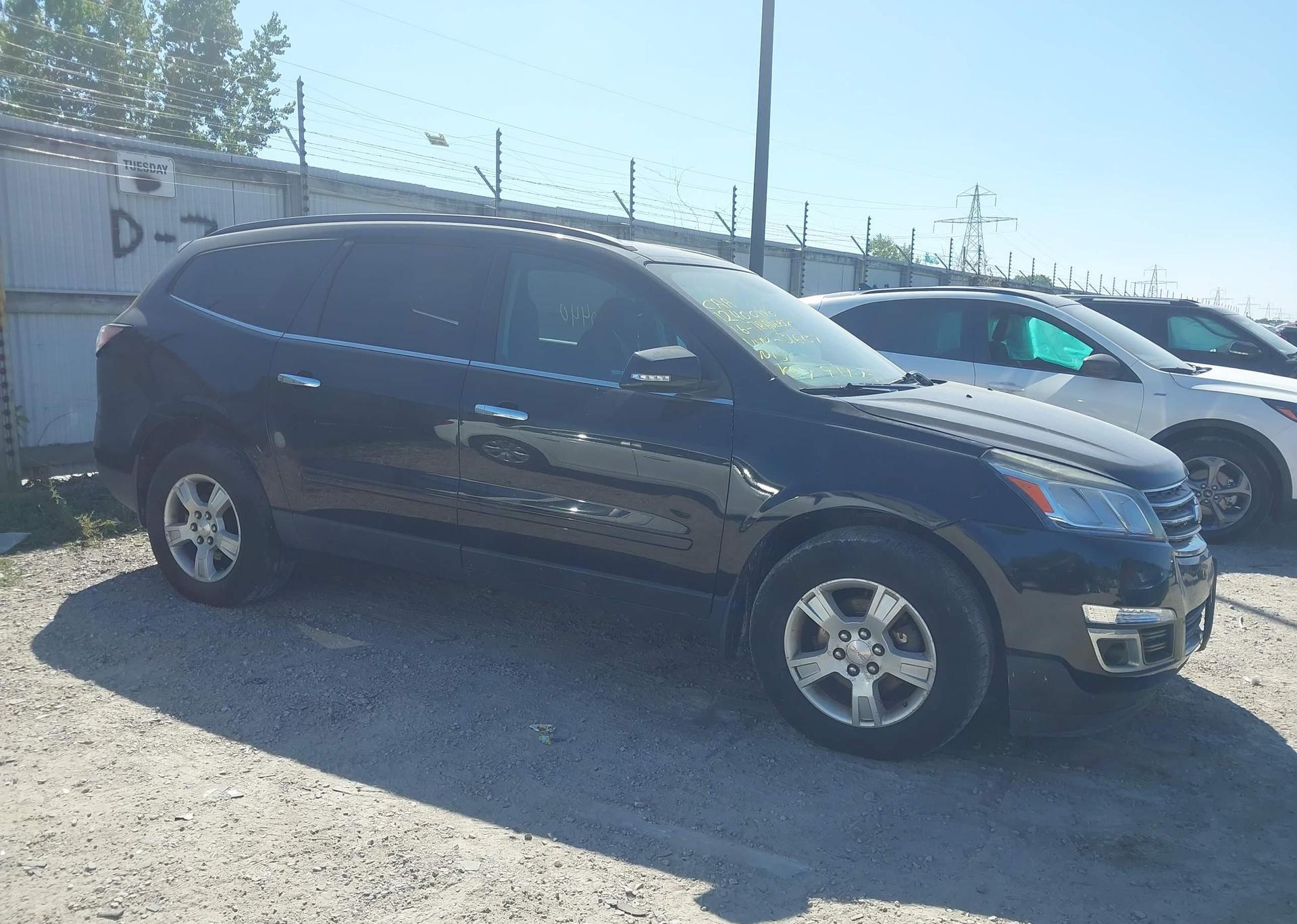 2016 CHEVROLET TRAVERSE LT