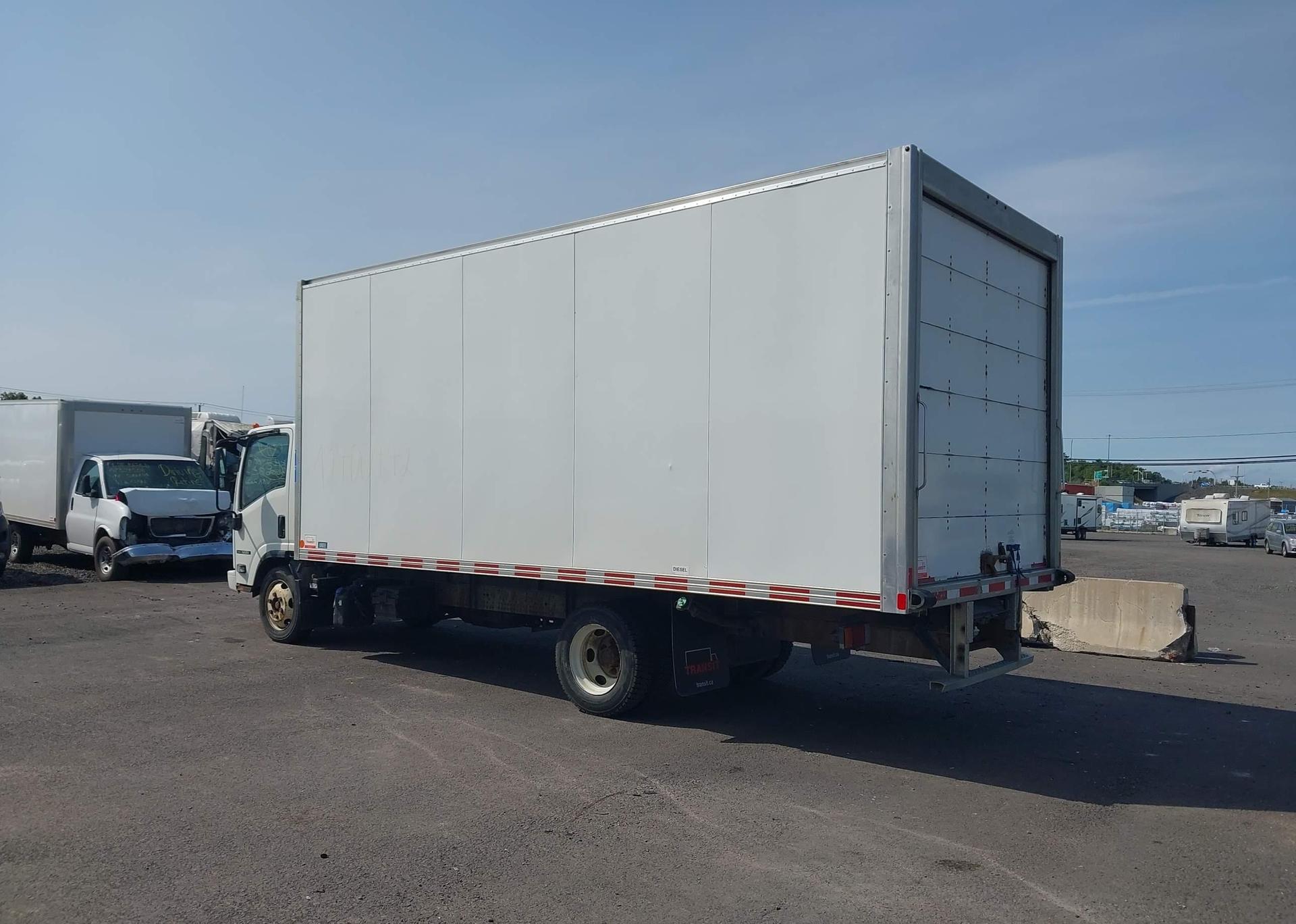 2020 ISUZU NRR