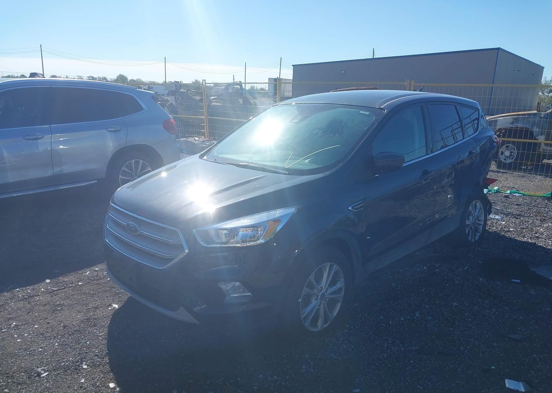 2019 FORD ESCAPE SE