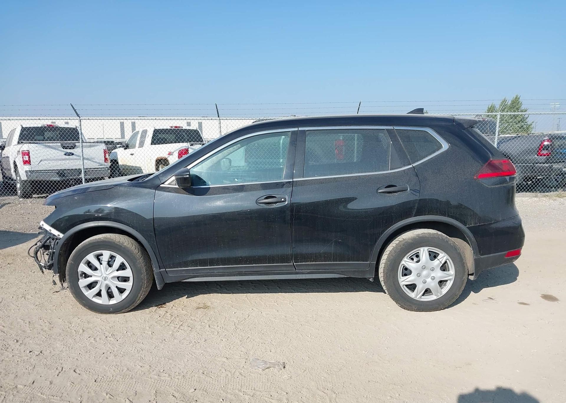 2017 NISSAN ROGUE S