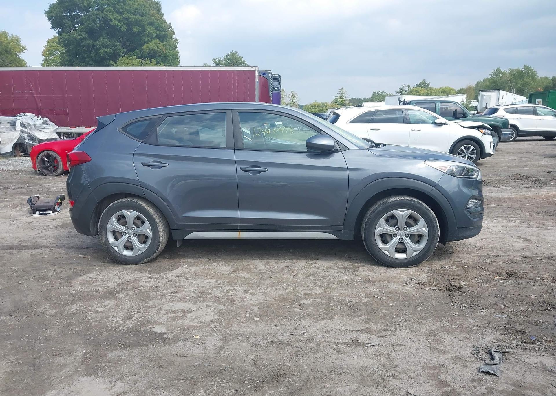 2017 HYUNDAI TUCSON