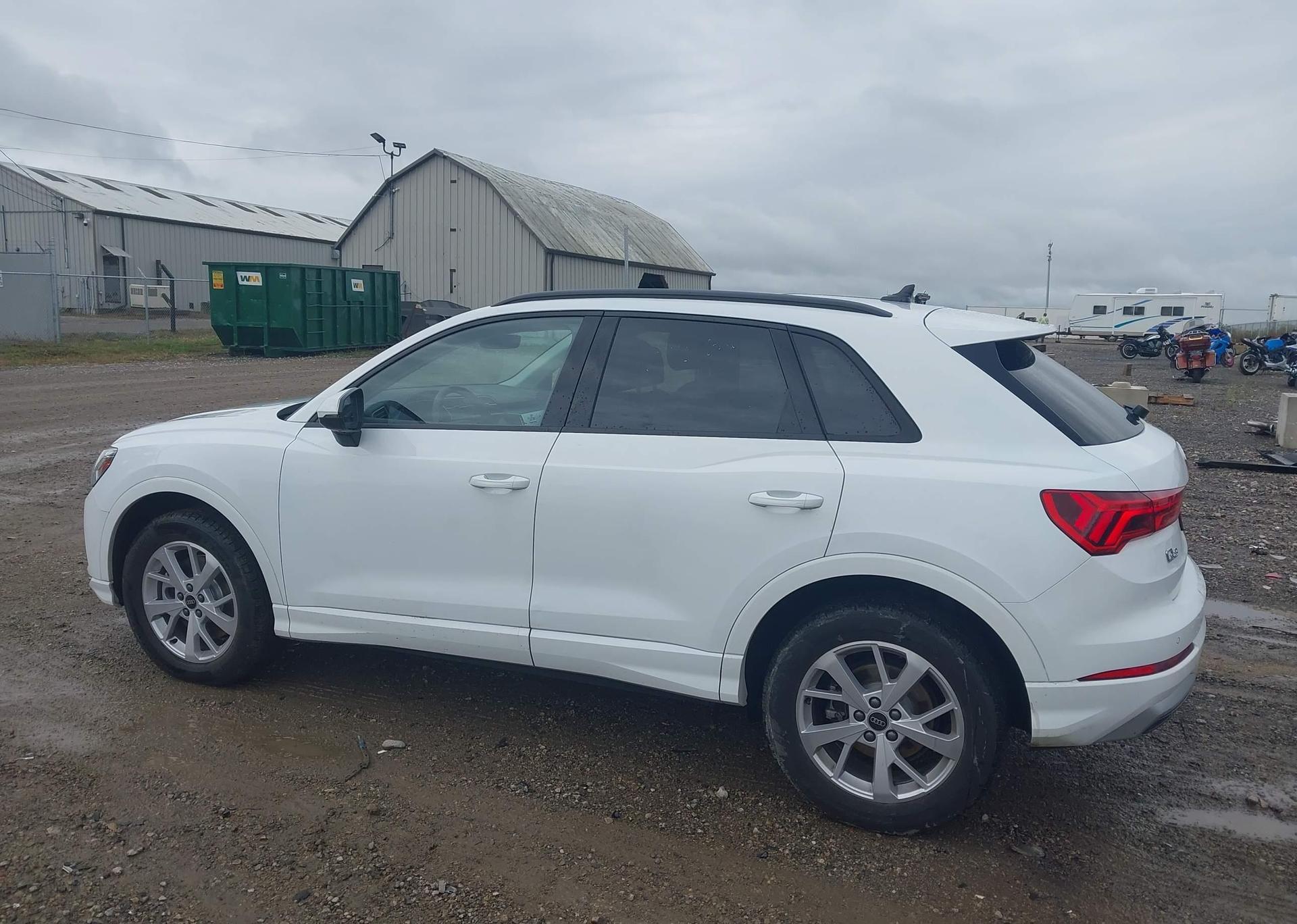 2025 AUDI Q3 PREMIUM 40