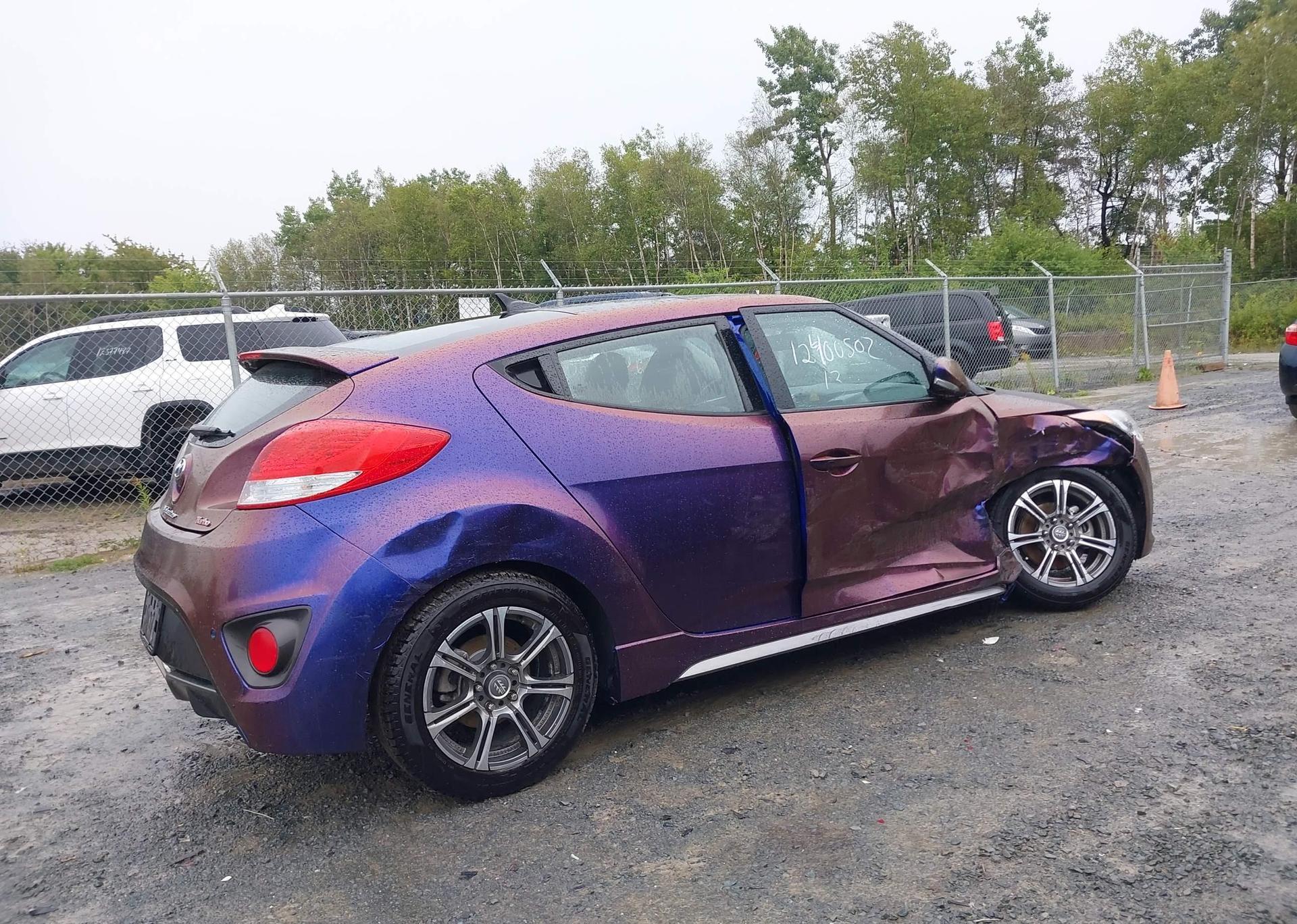 2013 HYUNDAI Veloster Turbo