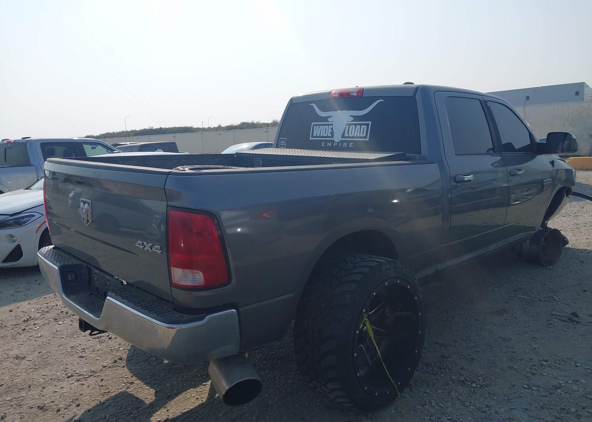 2011 RAM RAM 3500 SLT