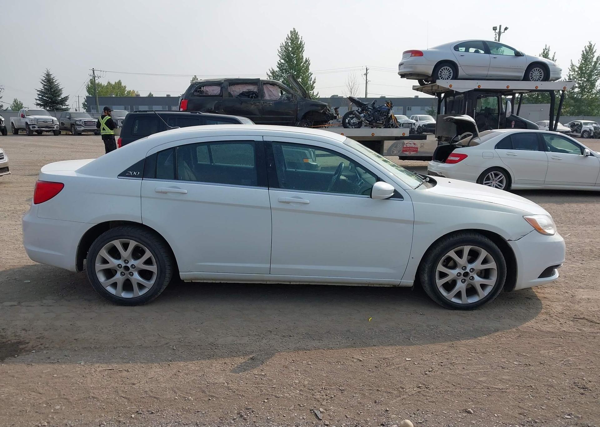 2013 CHRYSLER 200 TOURING