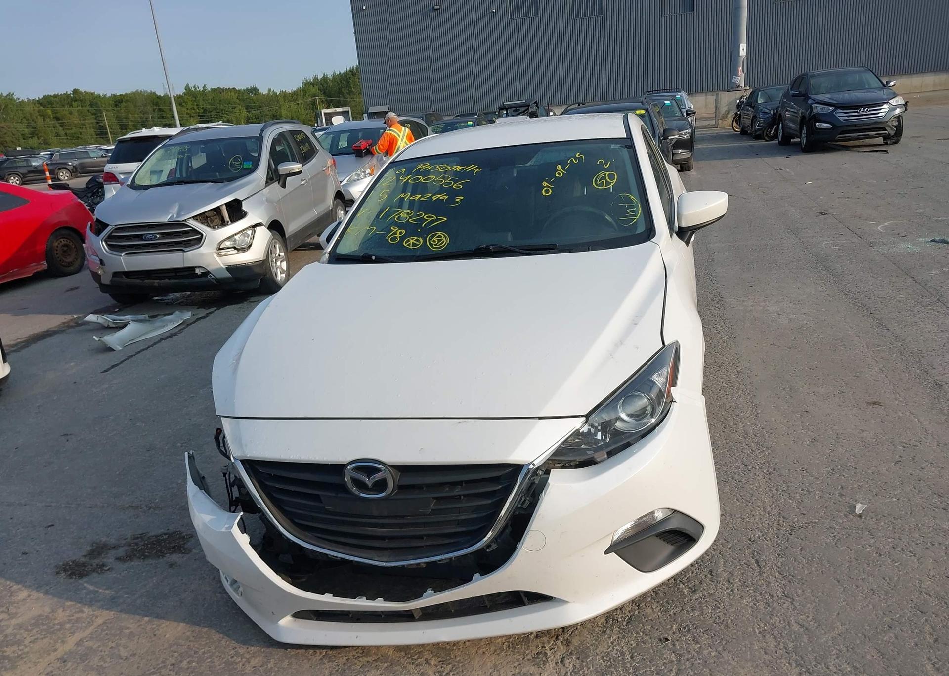 2015 MAZDA 3 Sport