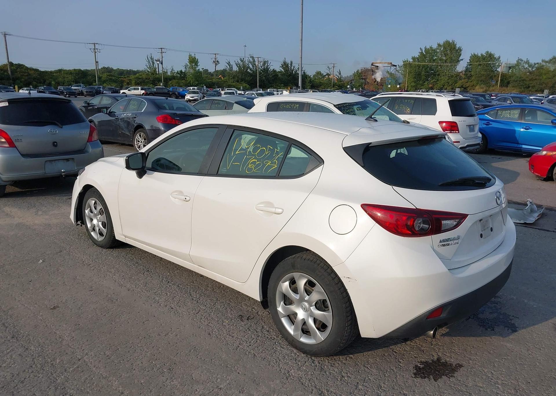 2015 MAZDA 3 Sport