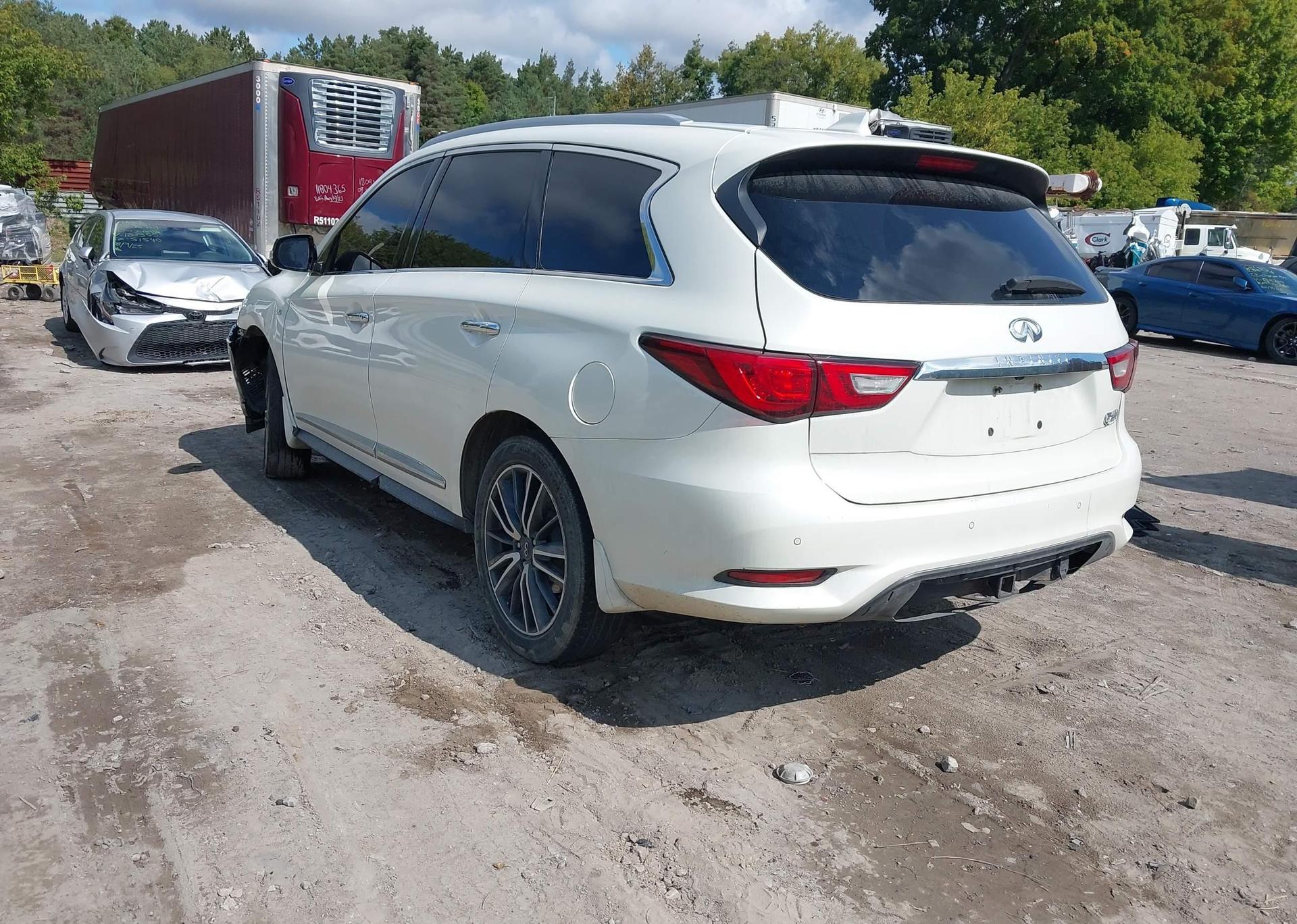 2016 INFINITI QX60