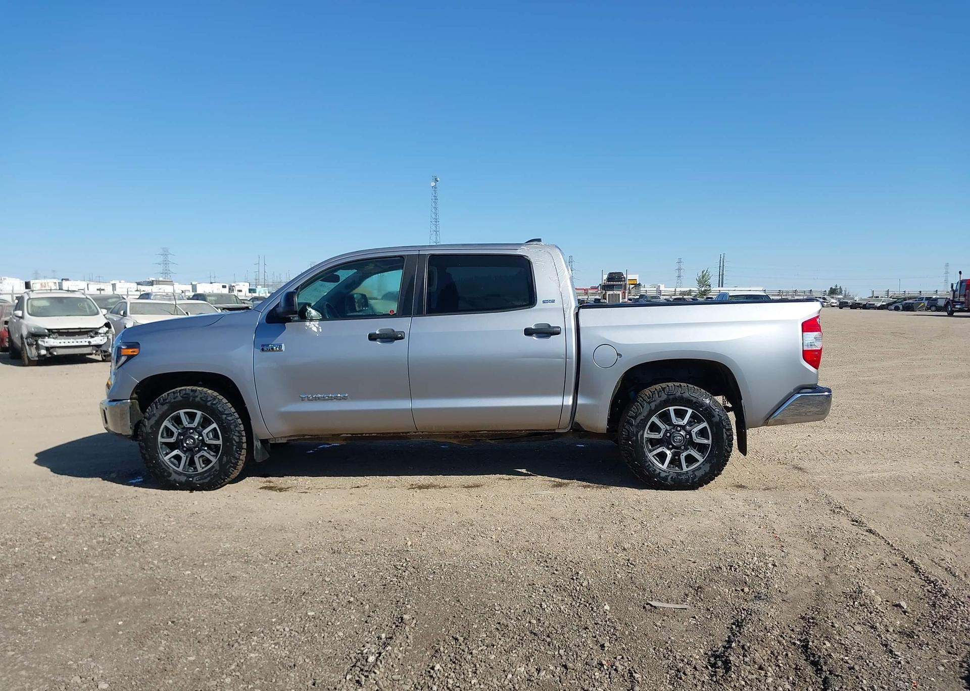 2020 TOYOTA TUNDRA