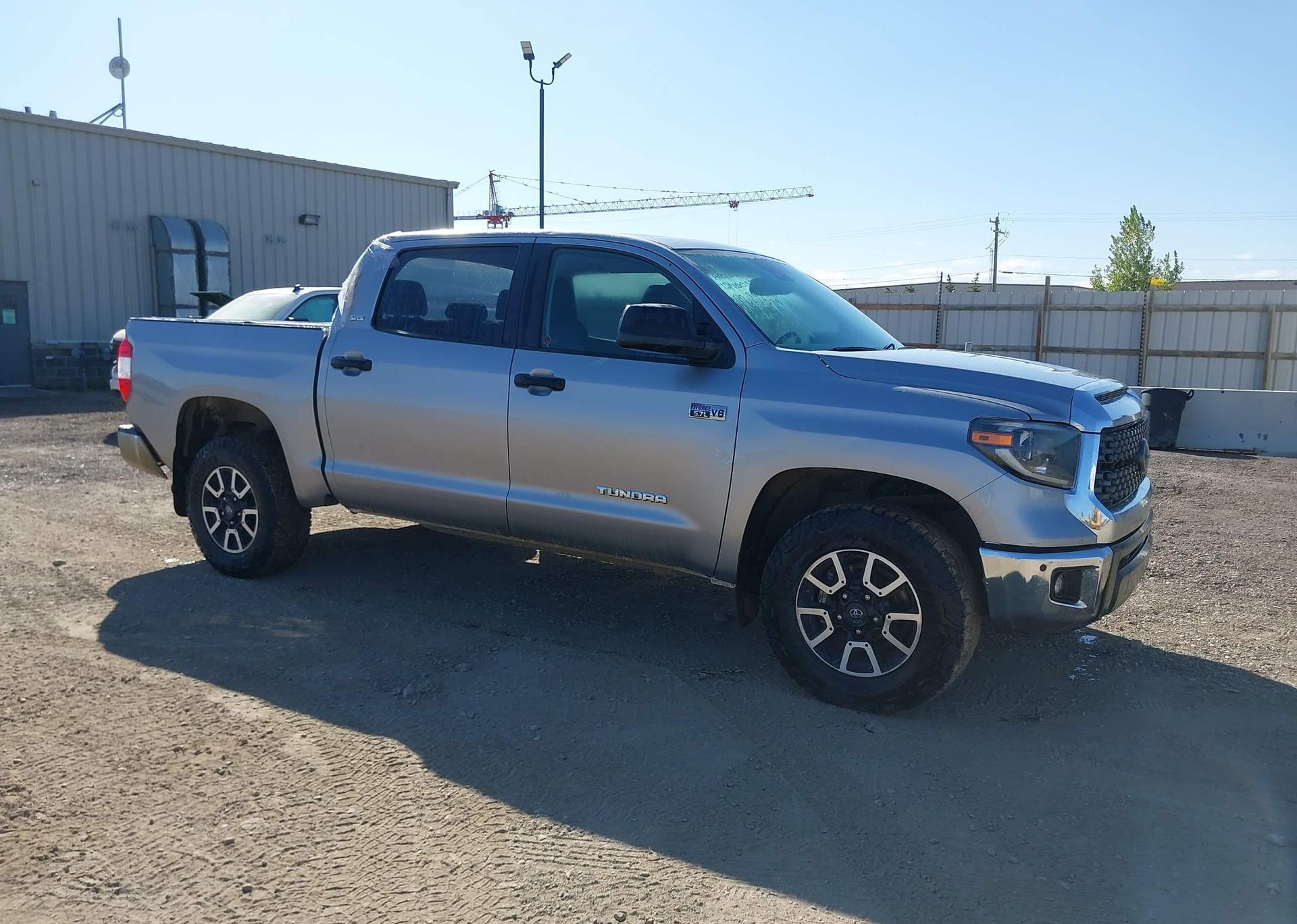 2020 TOYOTA TUNDRA