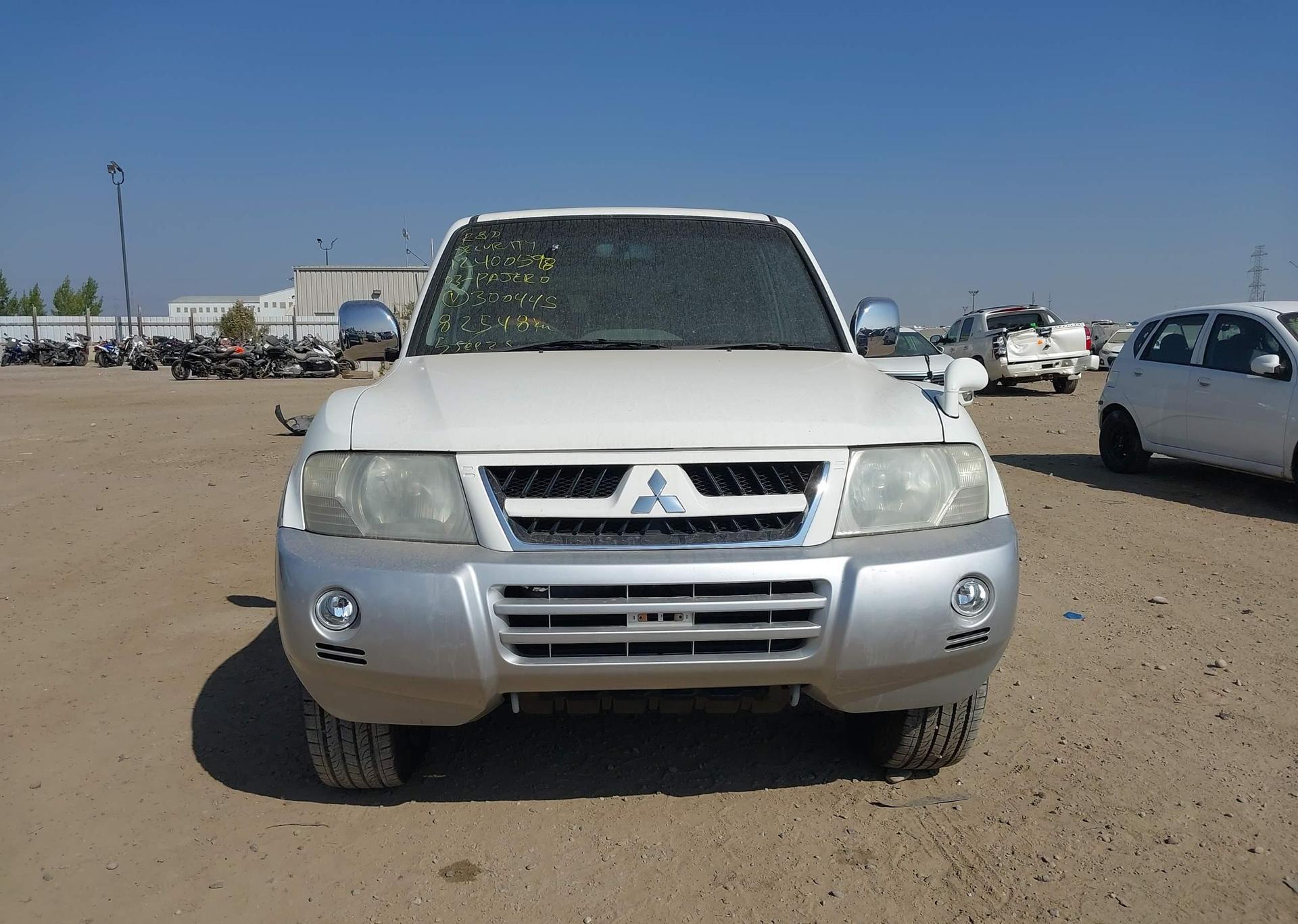 2003 MITSUBISHI pajero