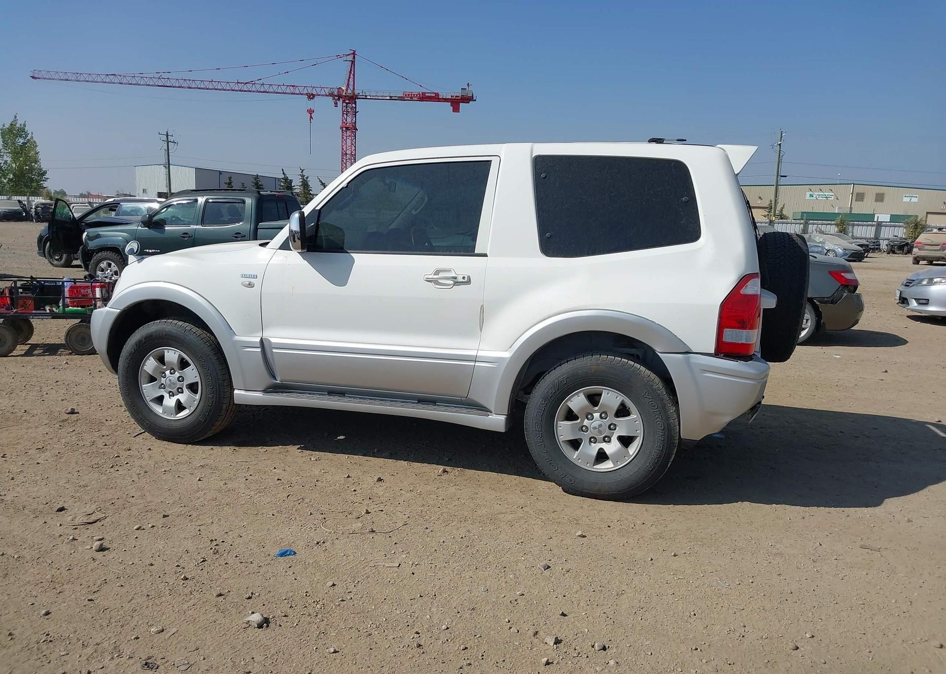 2003 MITSUBISHI pajero