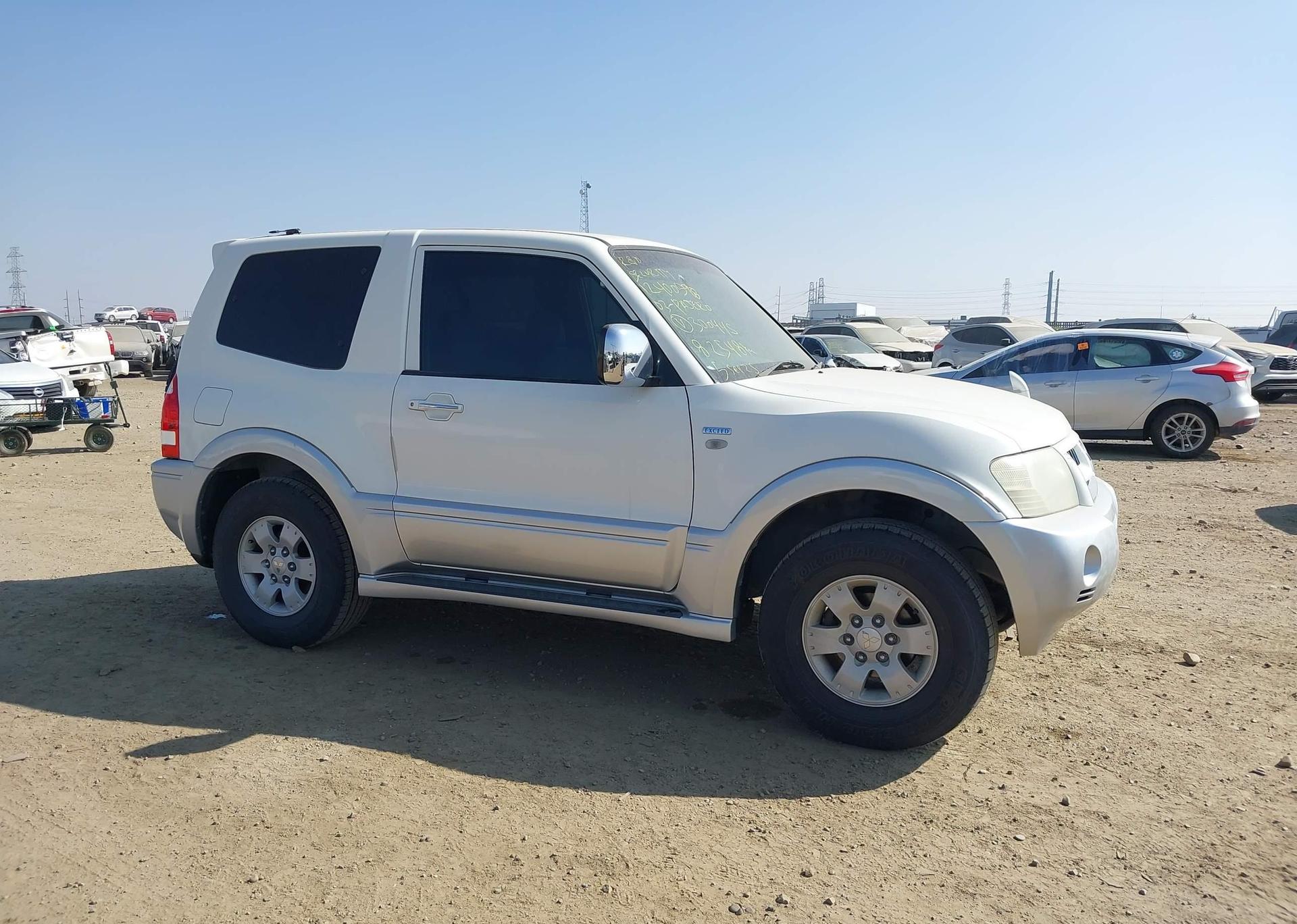 2003 MITSUBISHI pajero
