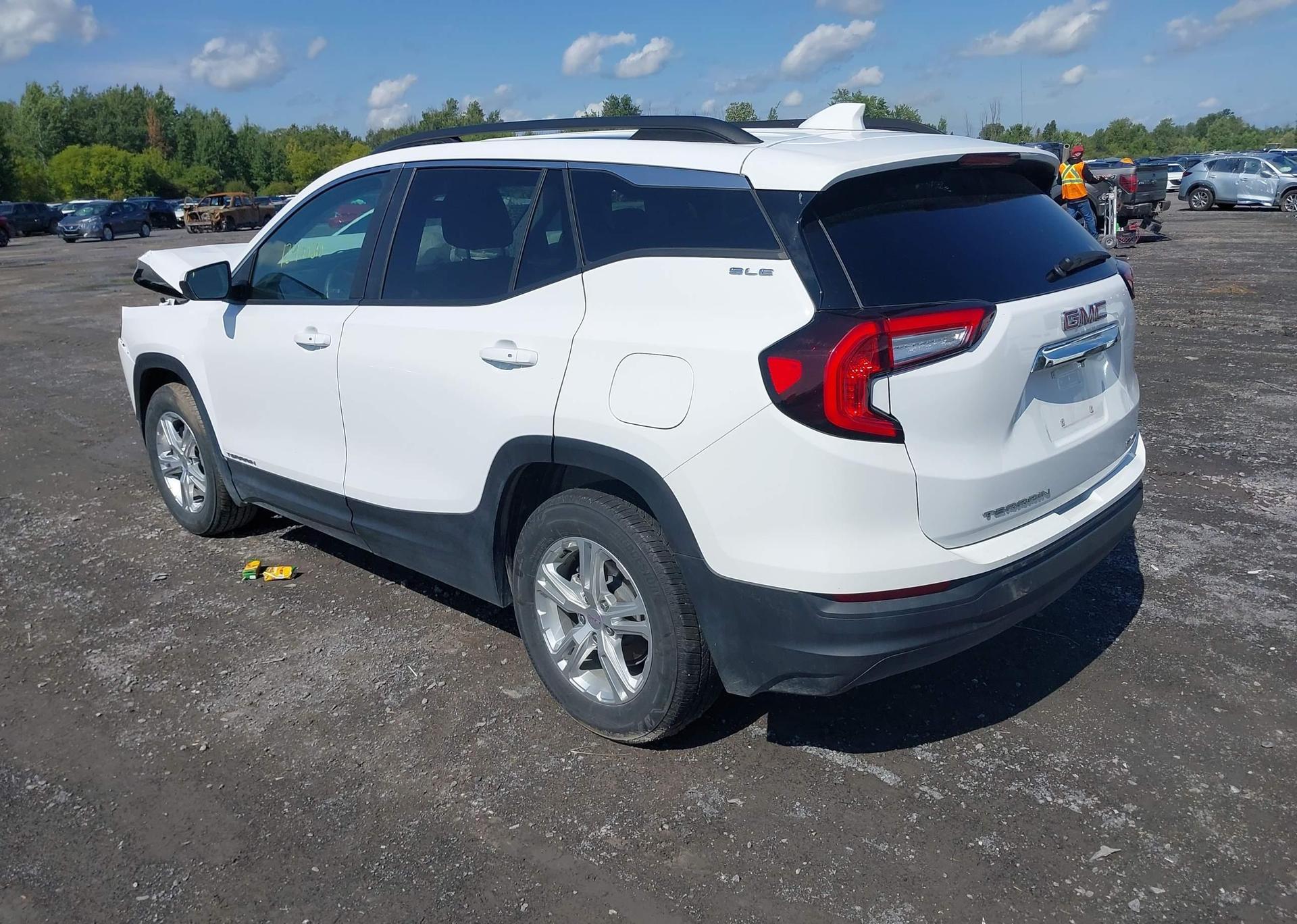 2024 GMC TERRAIN SLE