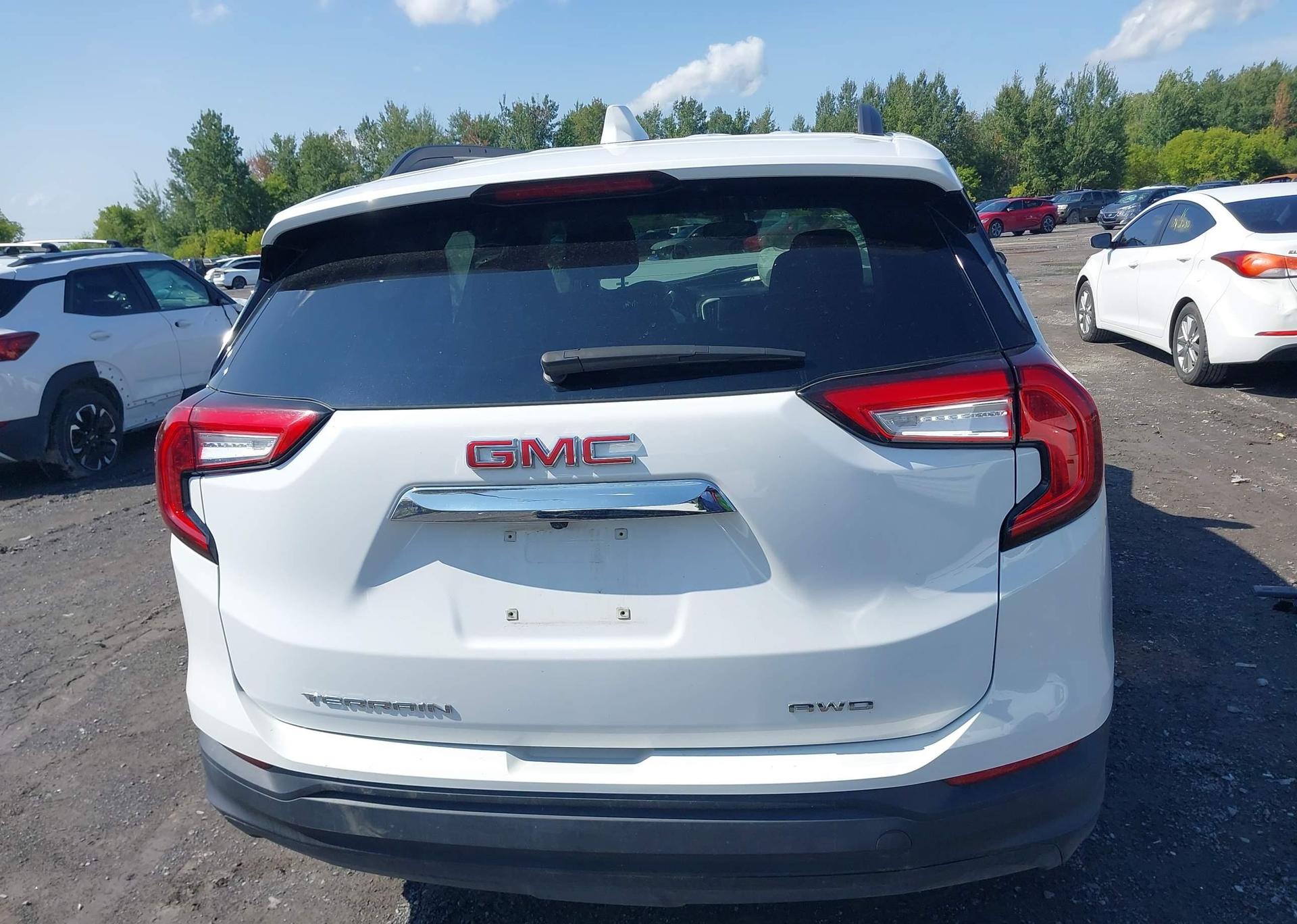 2024 GMC TERRAIN SLE