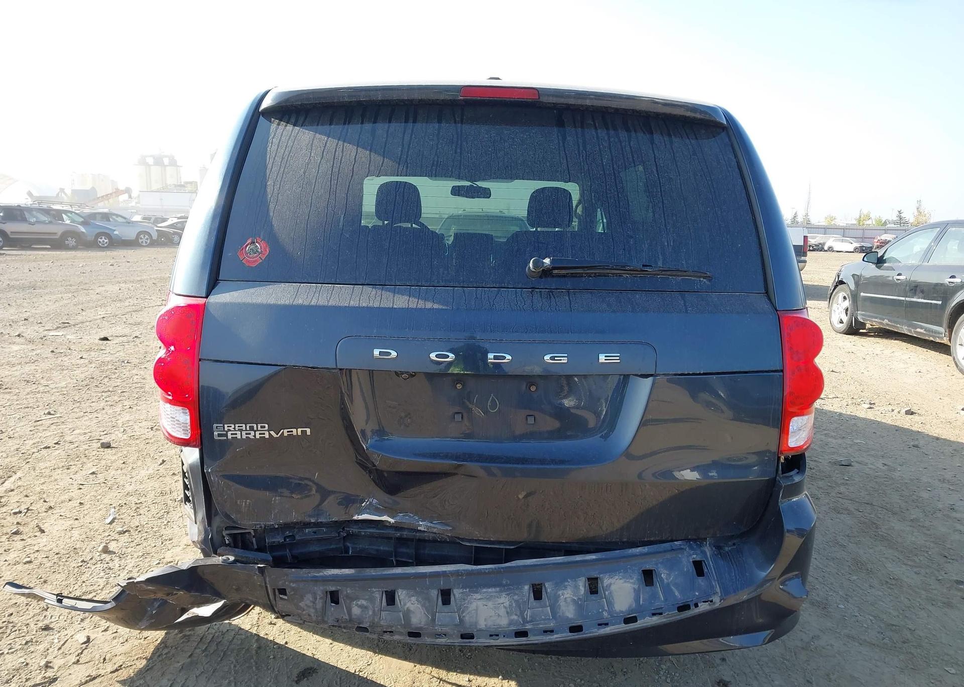 2013 DODGE GRAND CARAVAN SE