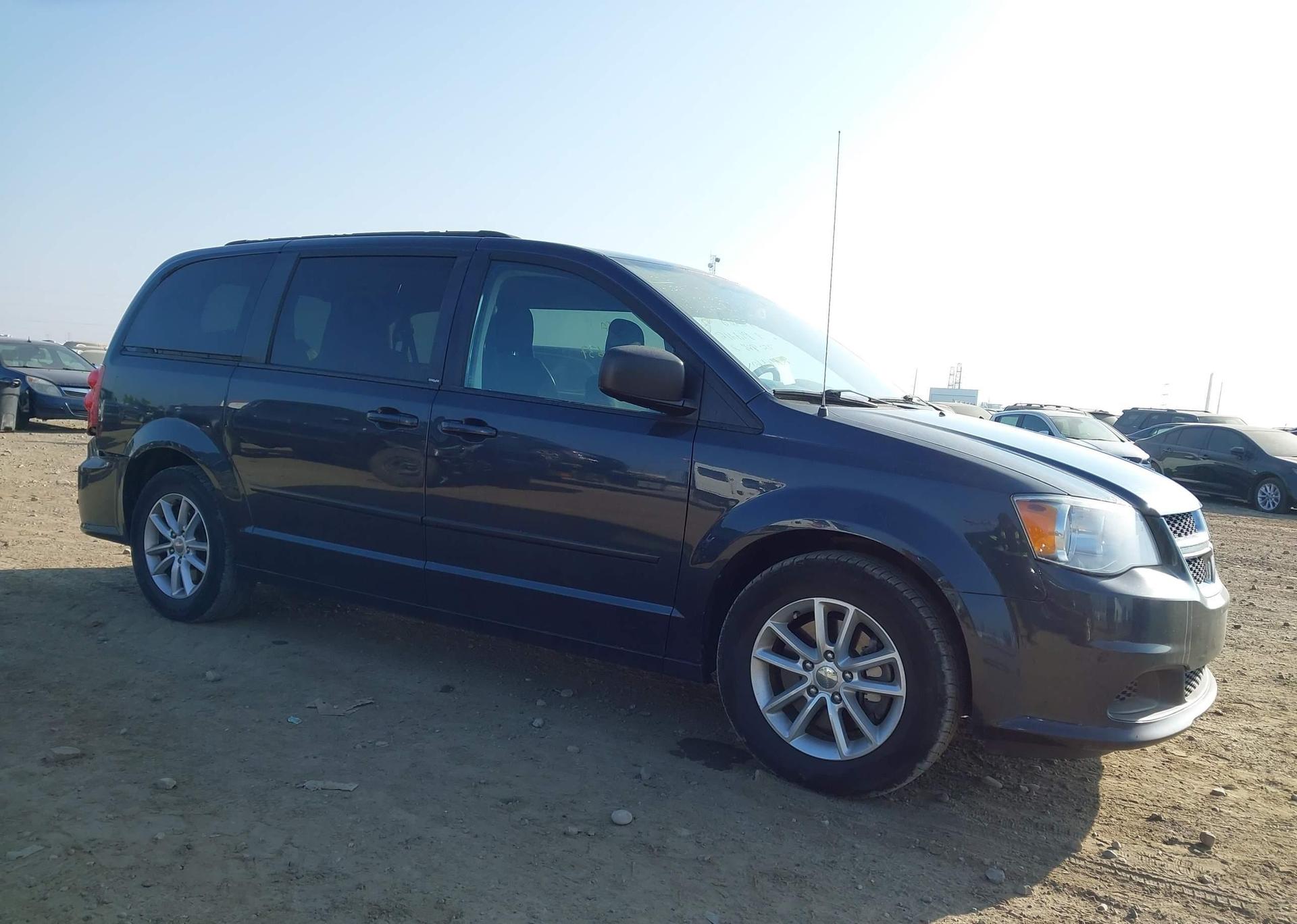 2013 DODGE GRAND CARAVAN SE