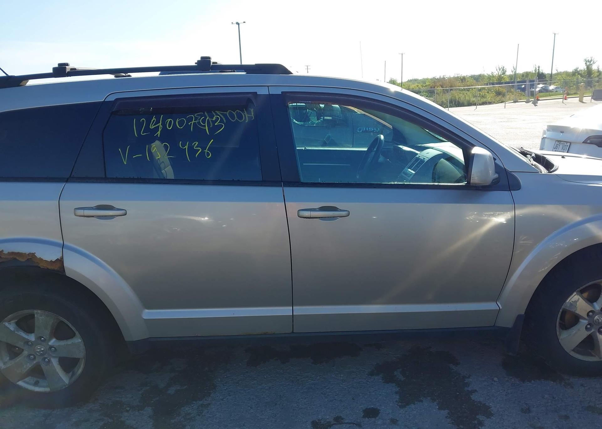2009 DODGE JOURNEY