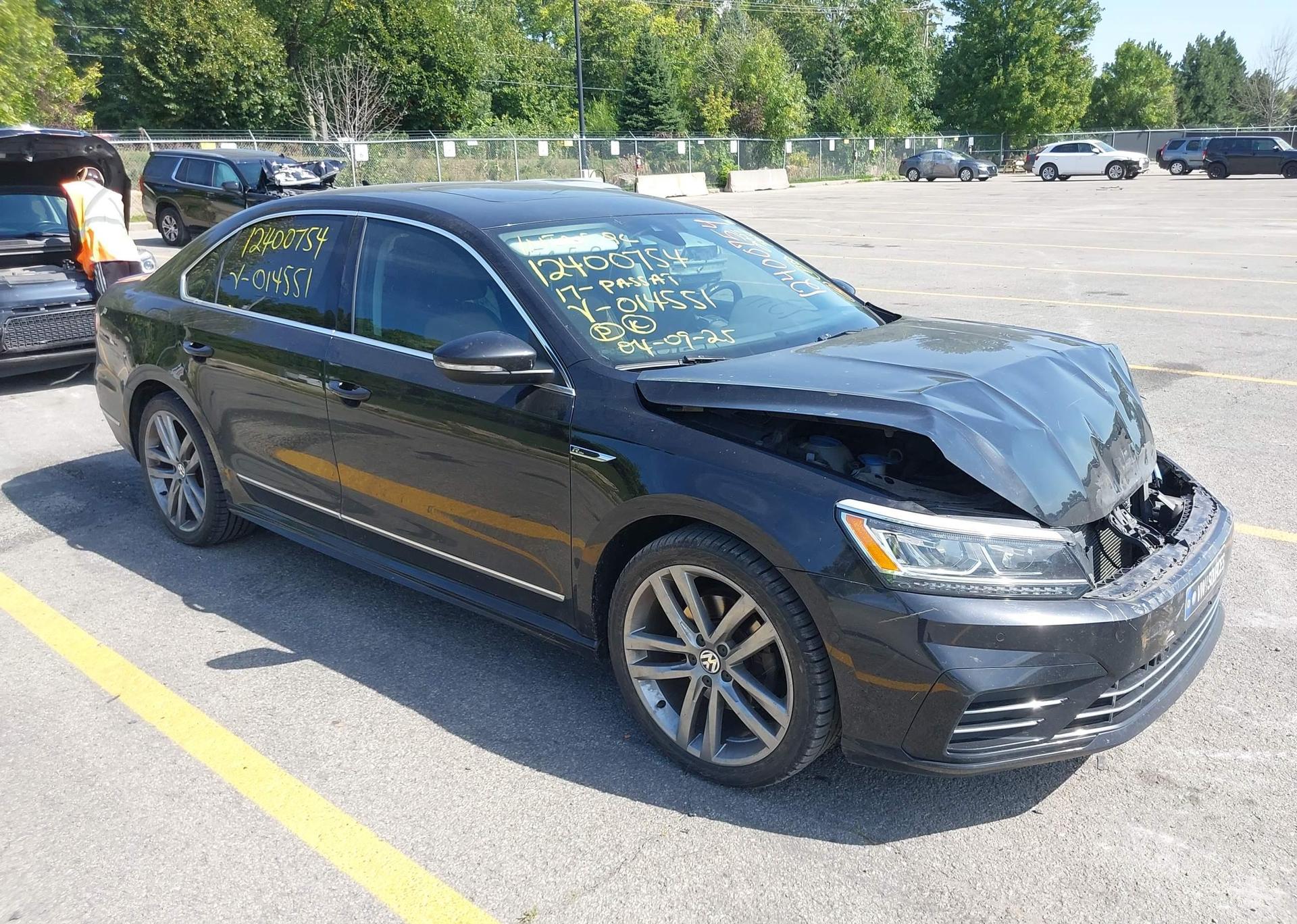 2017 VOLKSWAGEN PASSAT