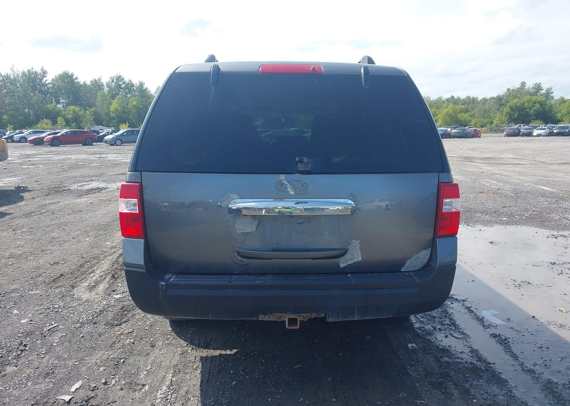 2012 FORD EXPEDITION EL XL