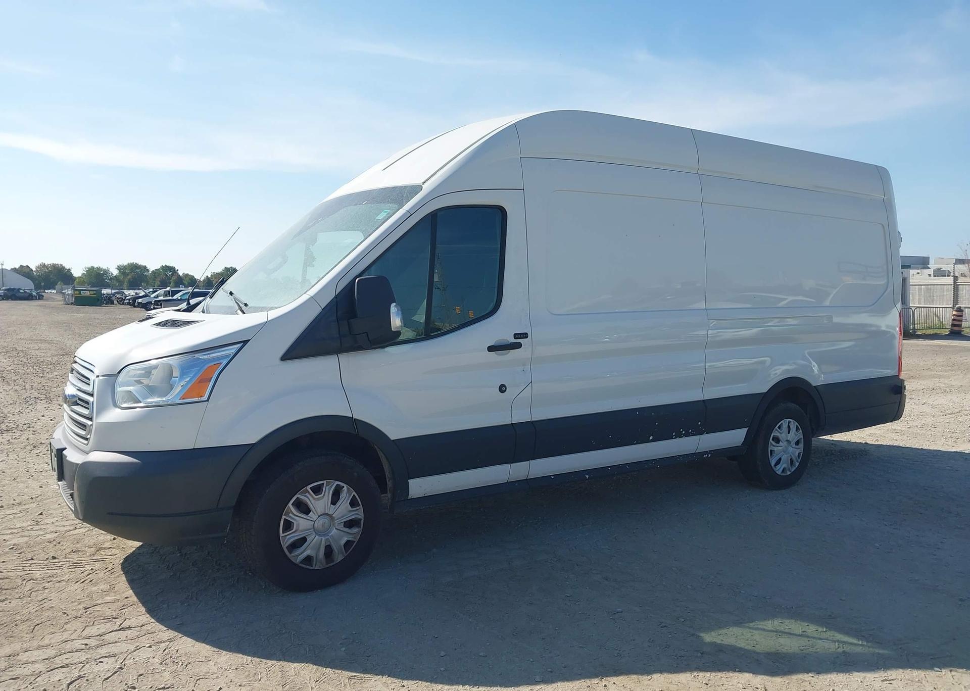 2017 FORD transit t-250
