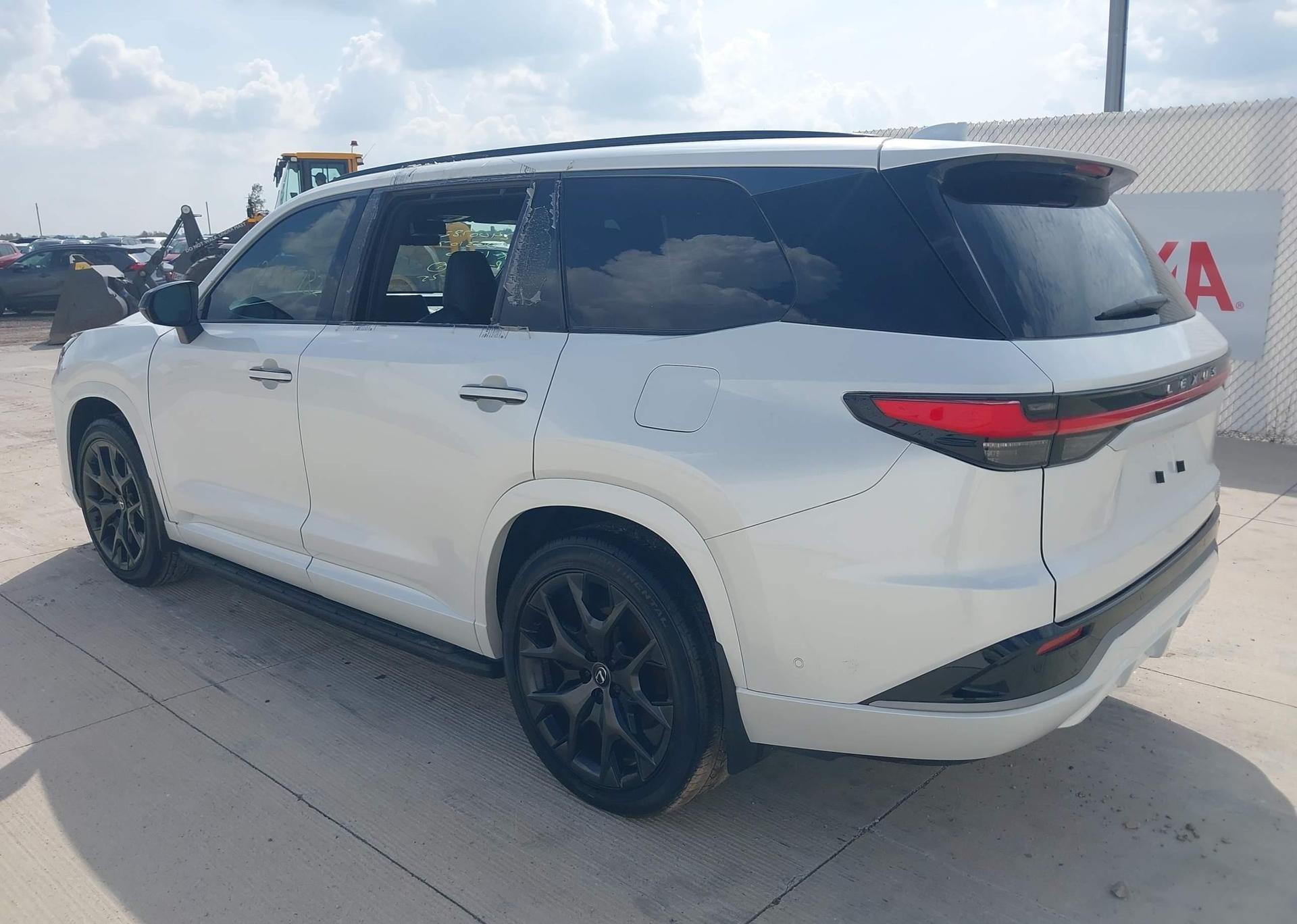 2024 LEXUS TX 500H