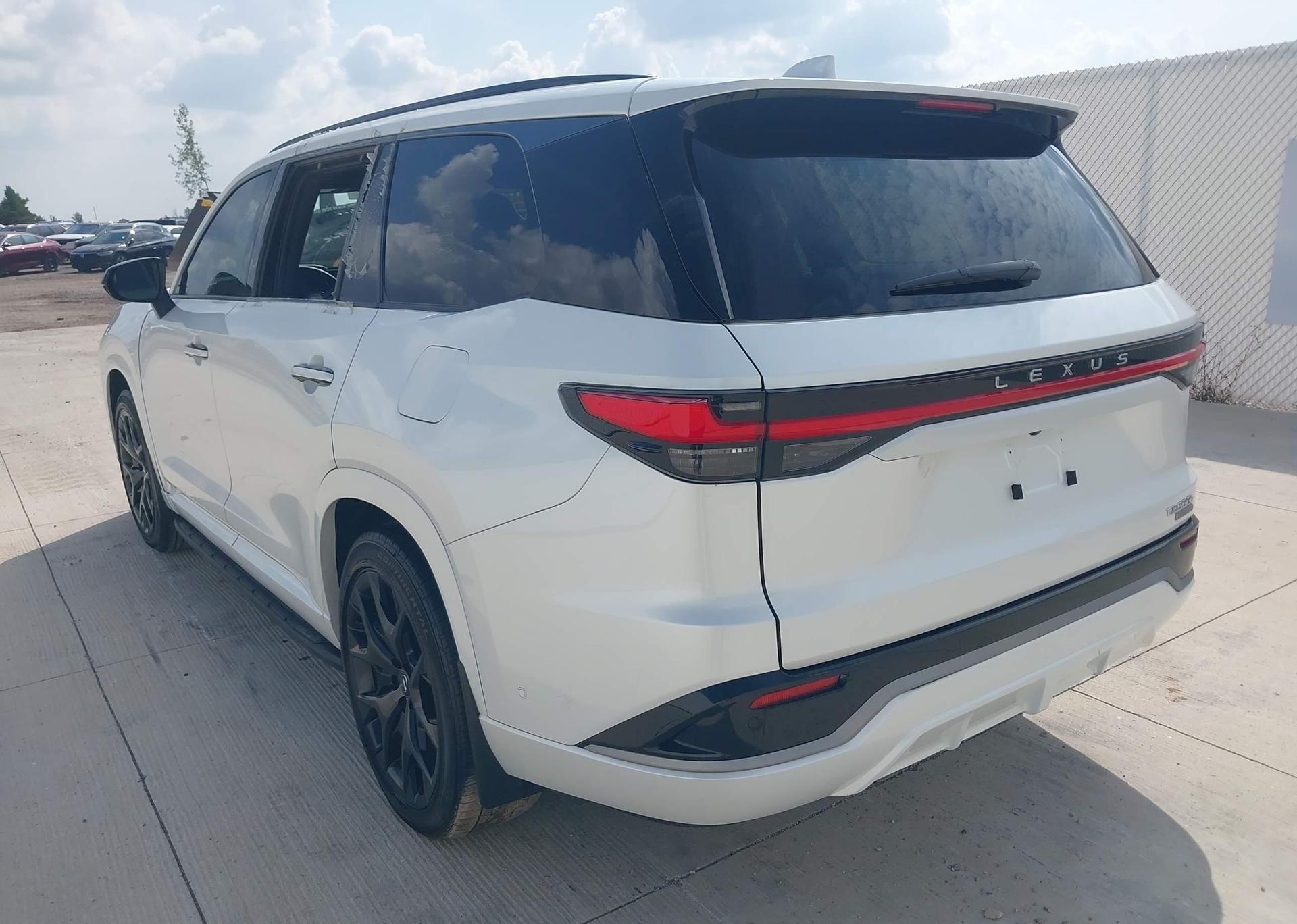 2024 LEXUS TX 500H