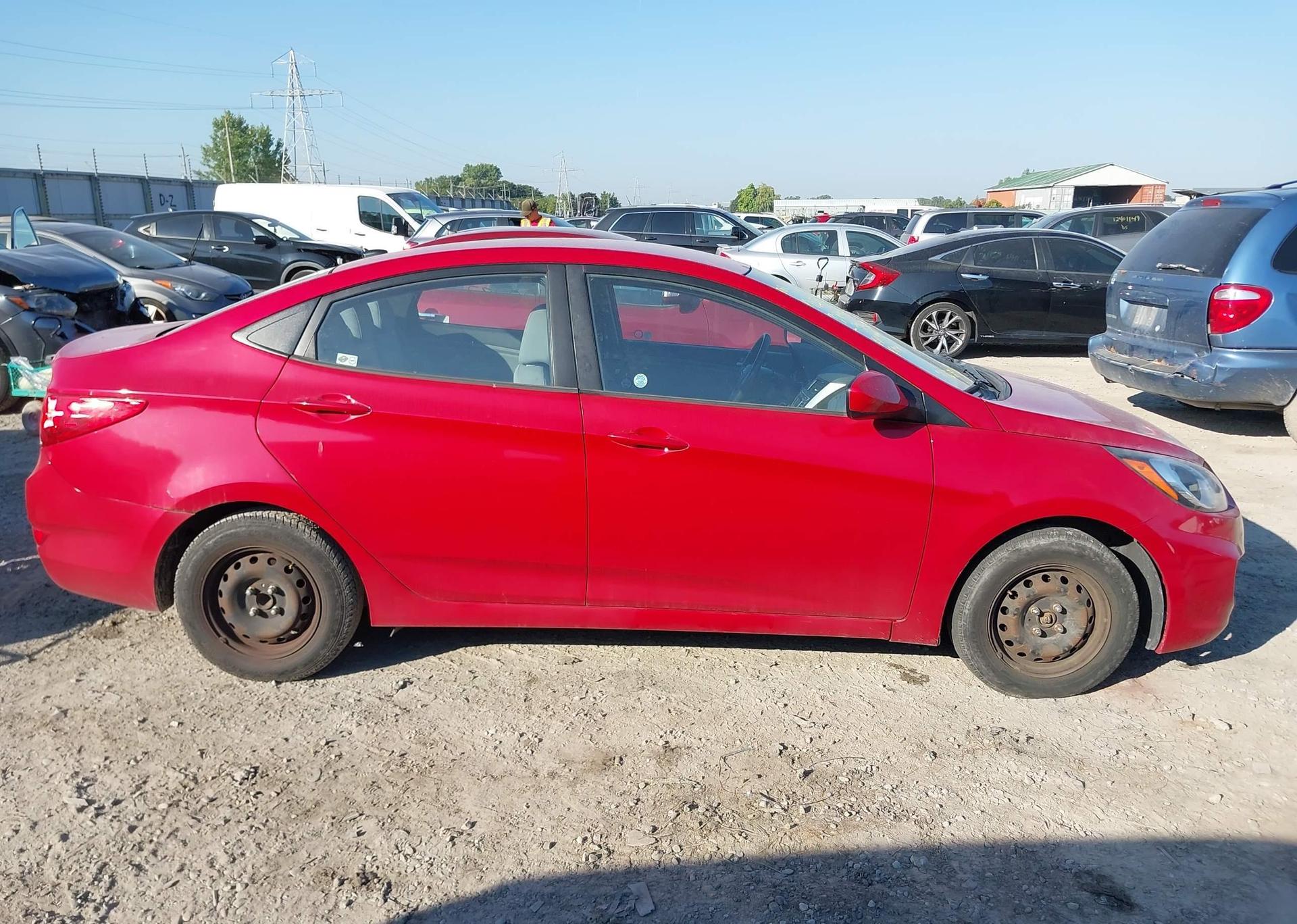 2013 HYUNDAI ACCENT GLS