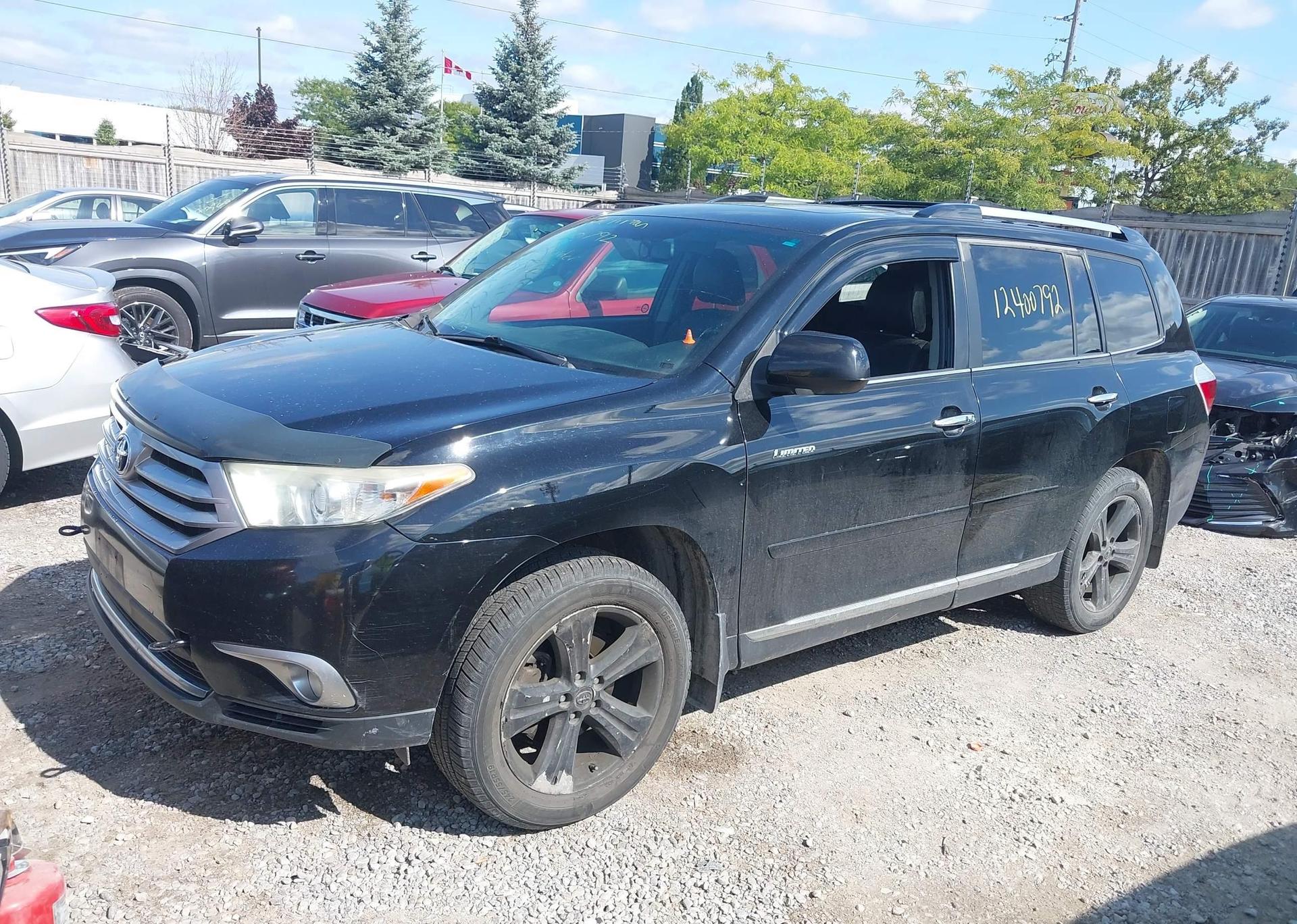 2011 TOYOTA HIGHLANDER LIMITED