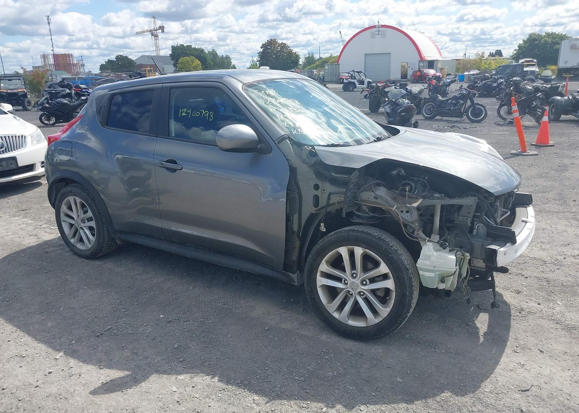 2012 NISSAN JUKE S